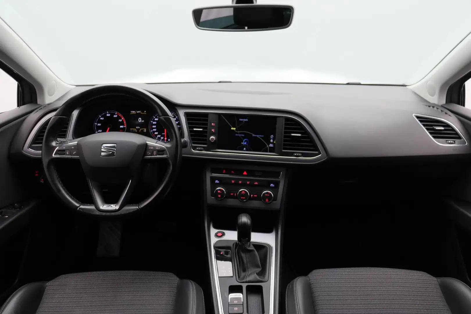 SEAT Leon ST 1.4 EcoTSI Xcellence Navigatie Climate/control Grijs - 2