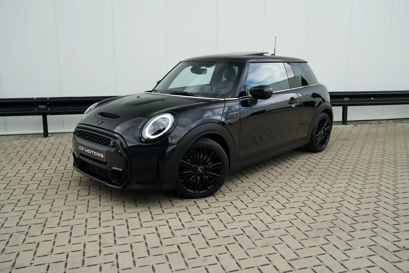 MINI Cooper S PANO | MINI YOURS | H&K | CAMERA | AUTOMAAT | TOP Zwart - 1