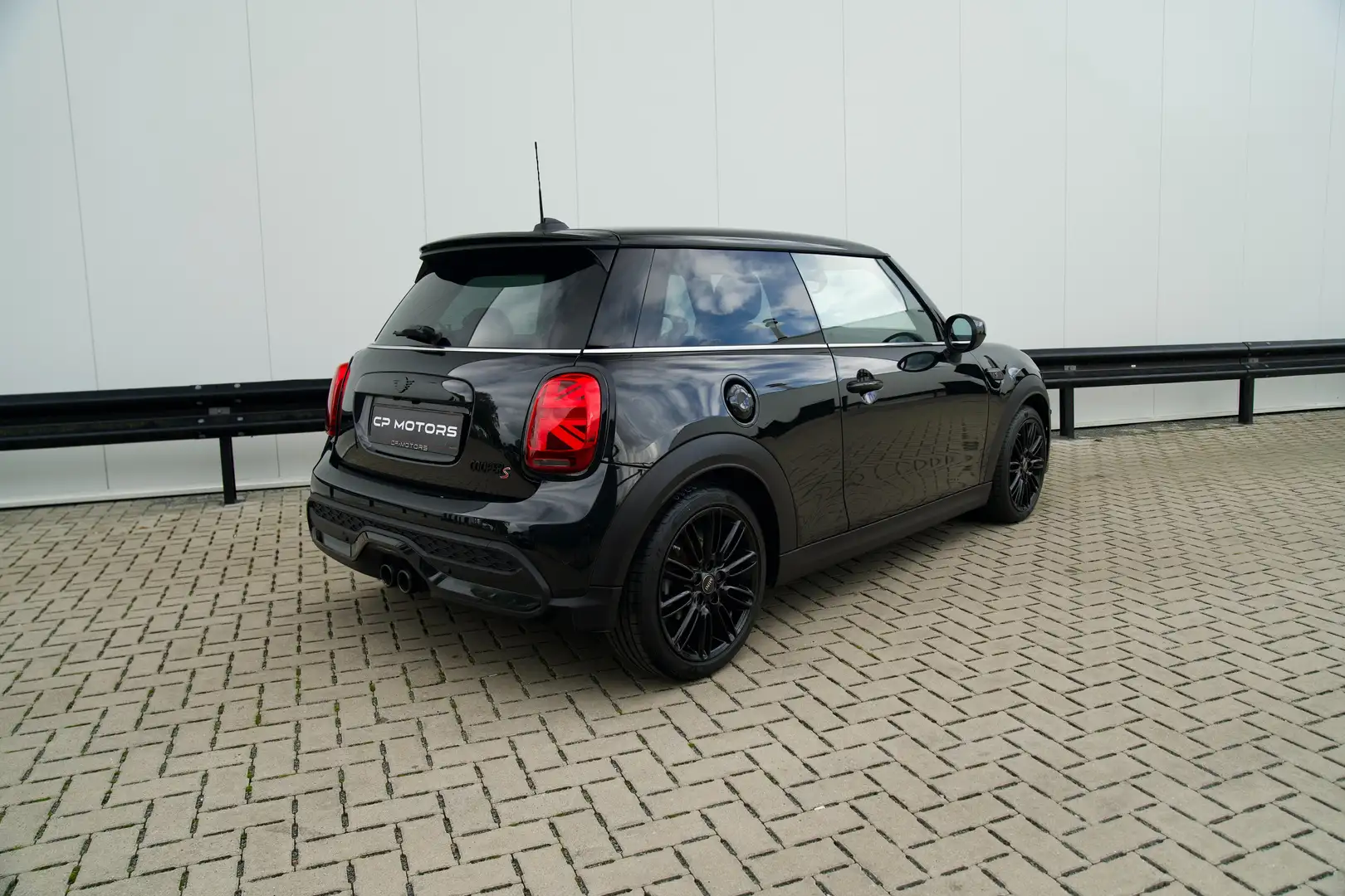 MINI Cooper S PANO | MINI YOURS | H&K | CAMERA | AUTOMAAT | TOP Zwart - 2