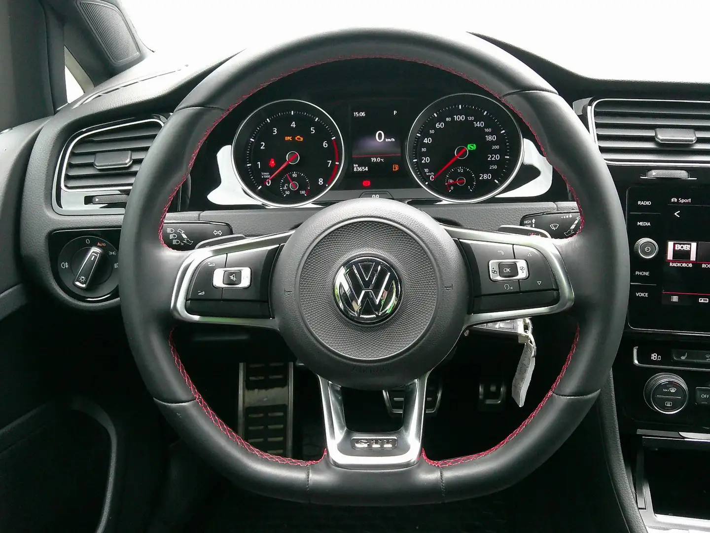 Volkswagen Golf VII Lim. GTI TSI 230 PS Erste Hand Weiß - 2