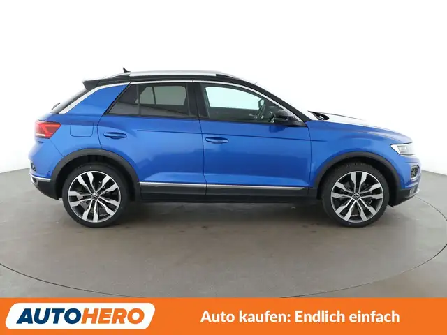 Volkswagen T-Roc view 7