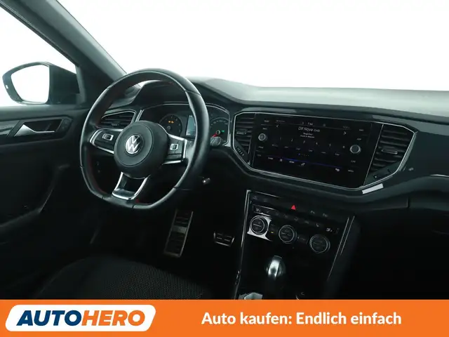 Volkswagen T-Roc view 13