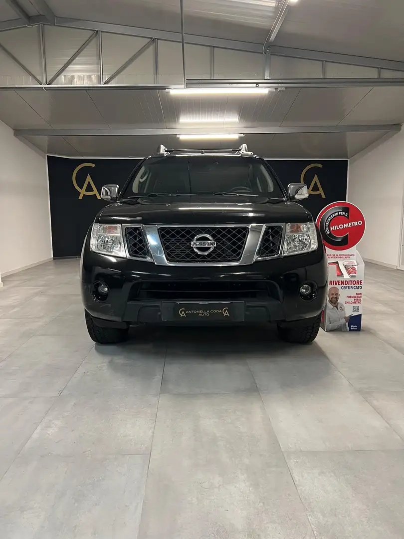 Nissan Navara 2500 dci d.cab LE auto - 1