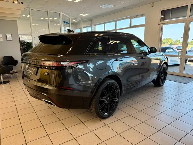 Land Rover Range Rover Velar view 5