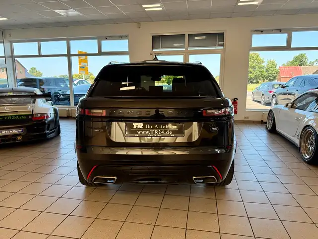 Land Rover Range Rover Velar view 4