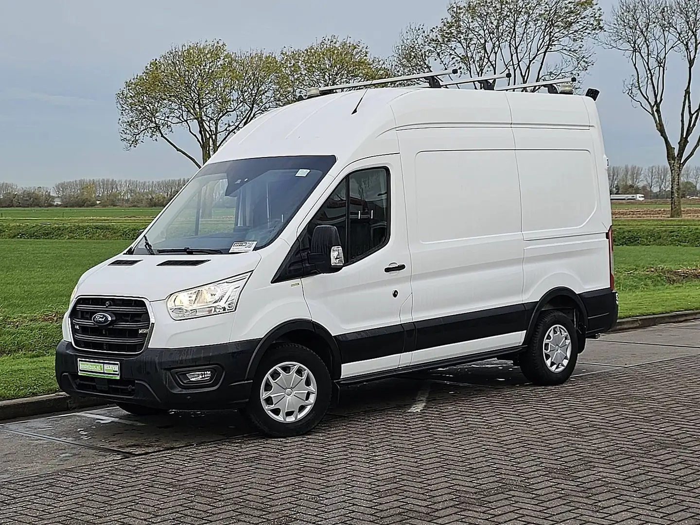 Ford Transit 2.0 TDCI 170 4X4 L2H2 Wit - 2