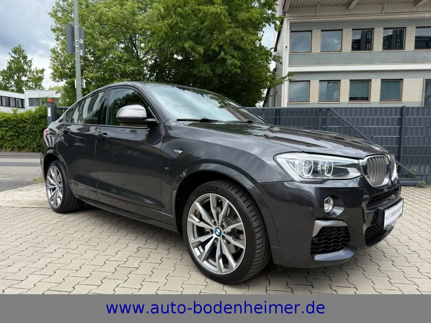BMW X4 M i 20"/DAB/LED/HUD 2.Hd top Zustand Grau - 1