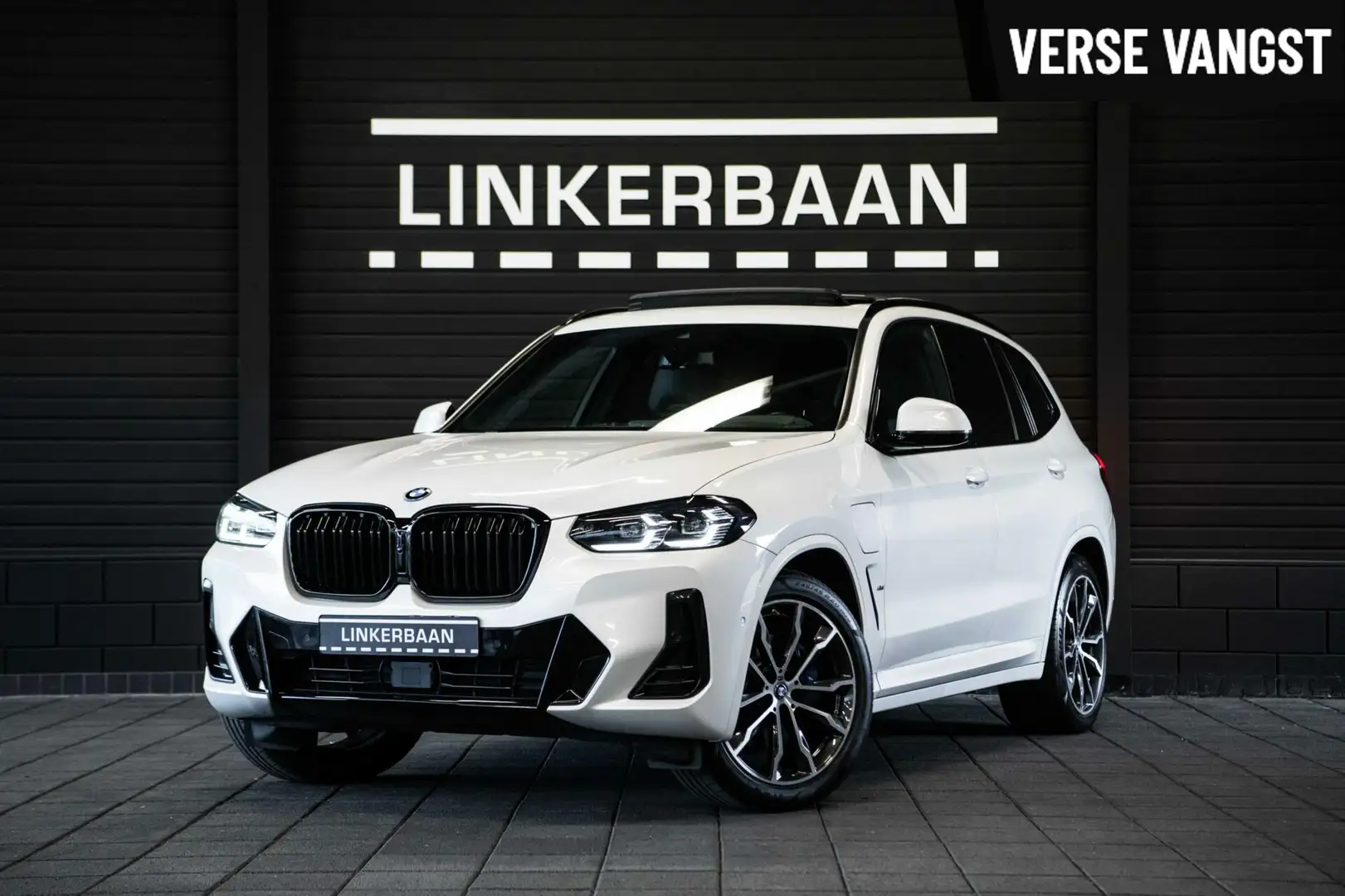 BMW X3 xDrive30e Hybrid | M Sport | Panodak | Harman Kard Wit - 1