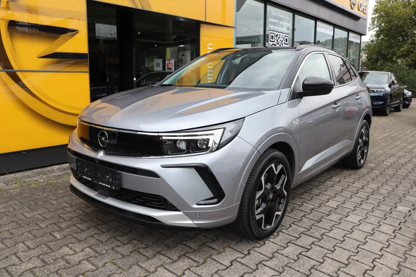 Opel Grandland X Grandland 1.6T PHEV AT8 Ultimate 360 Grad 7,4OBC Grau - 2