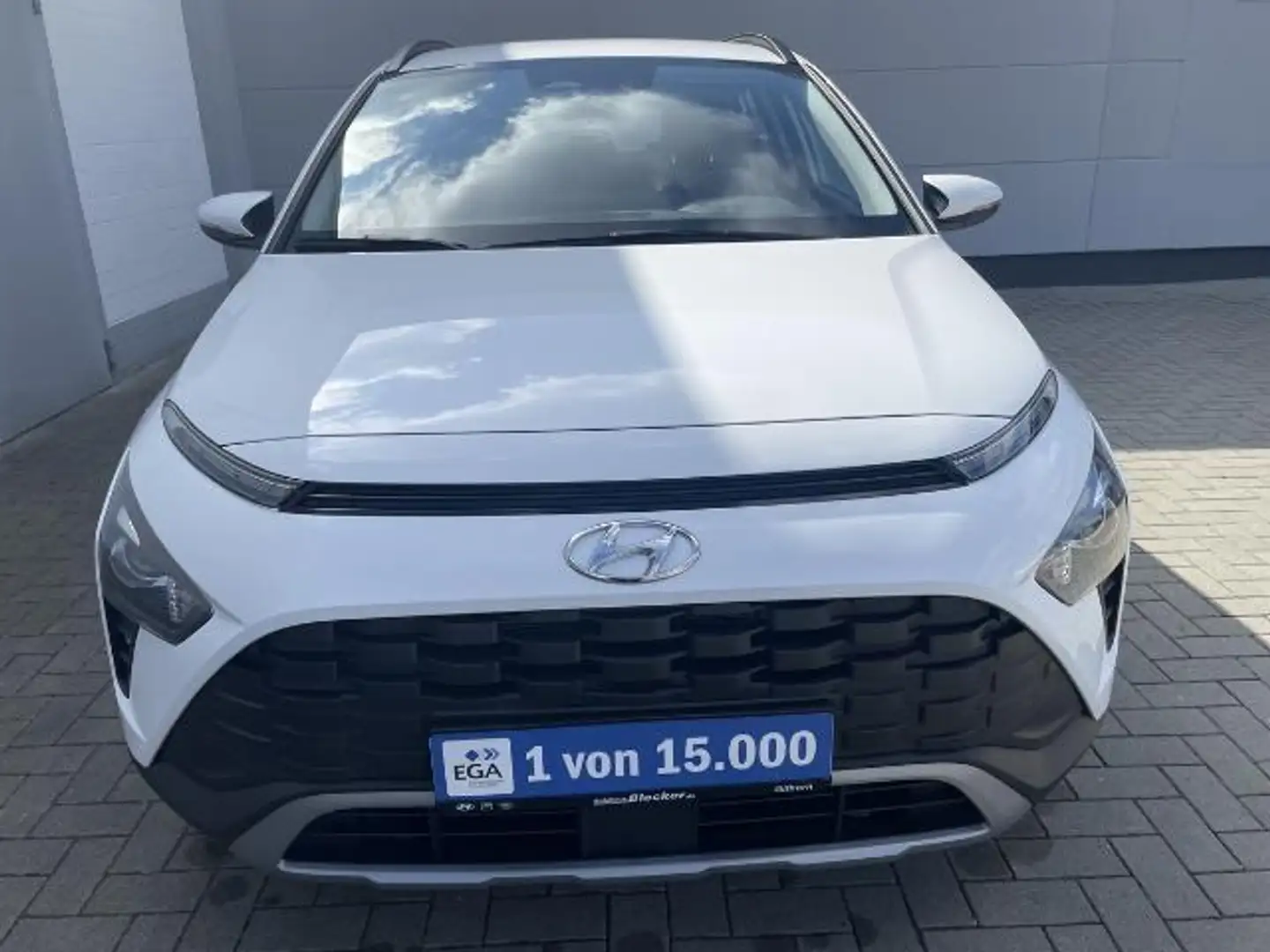 Hyundai BAYON 1.0 T-GDI Trend 48V*DCT*PDC*Kamera*SzHg*Klima*CarP Weiß - 2