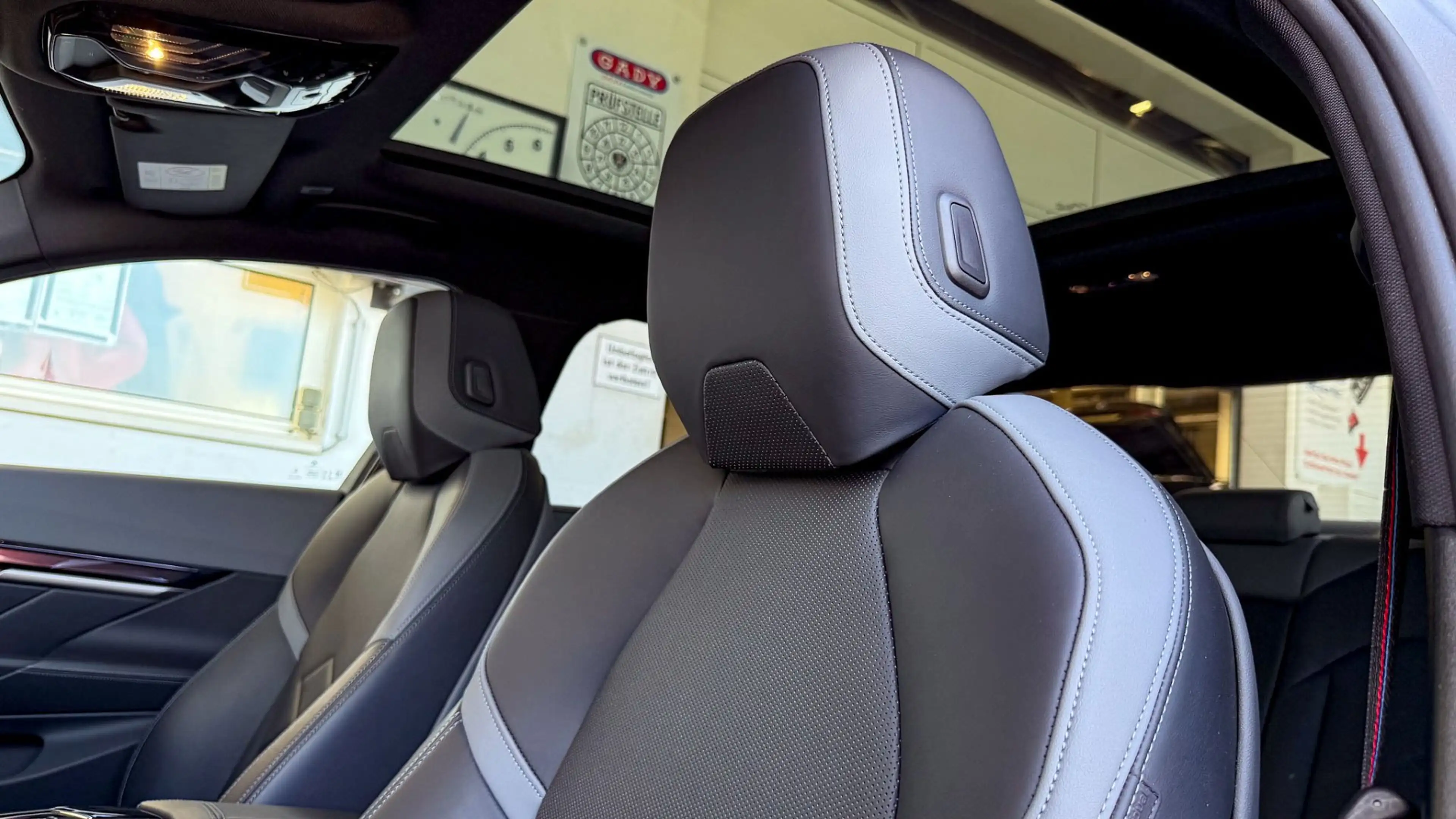 BMW i5 M60 xDrive M-Sportpaket Pro — photo 13