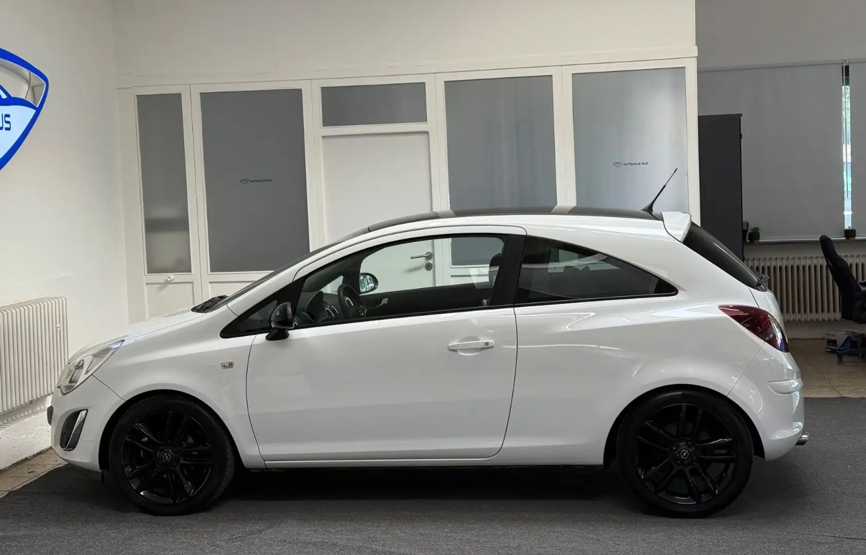 Opel Corsa D Color Edition/WINTERPAKET/KLIMA/CARPLAY Blanc - 2