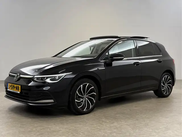 Volkswagen E-Golf view 7