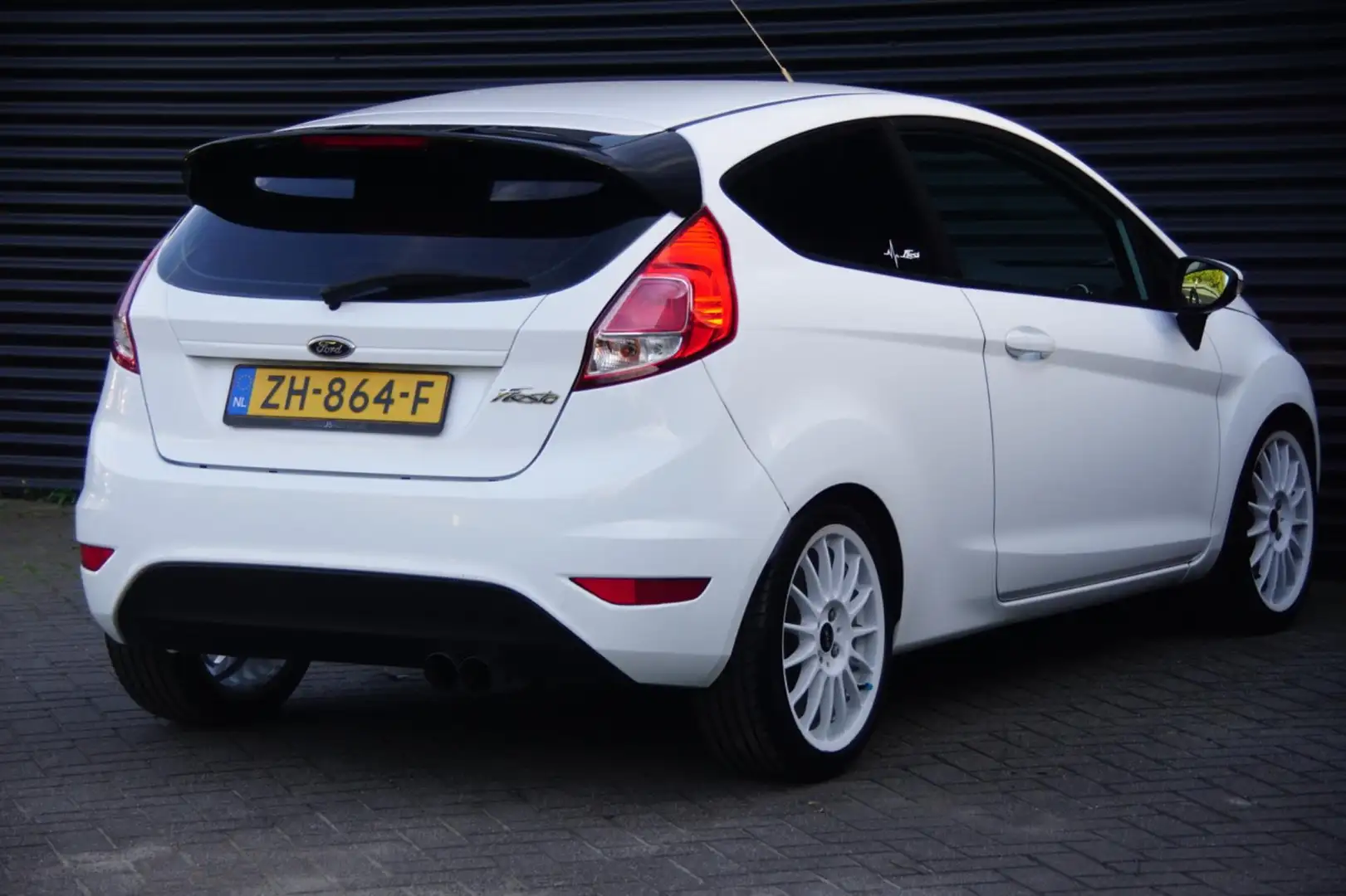 Ford Fiesta 1.25 | Sport | Airco | Lichtmetaal | Goed onderhou Blanc - 2