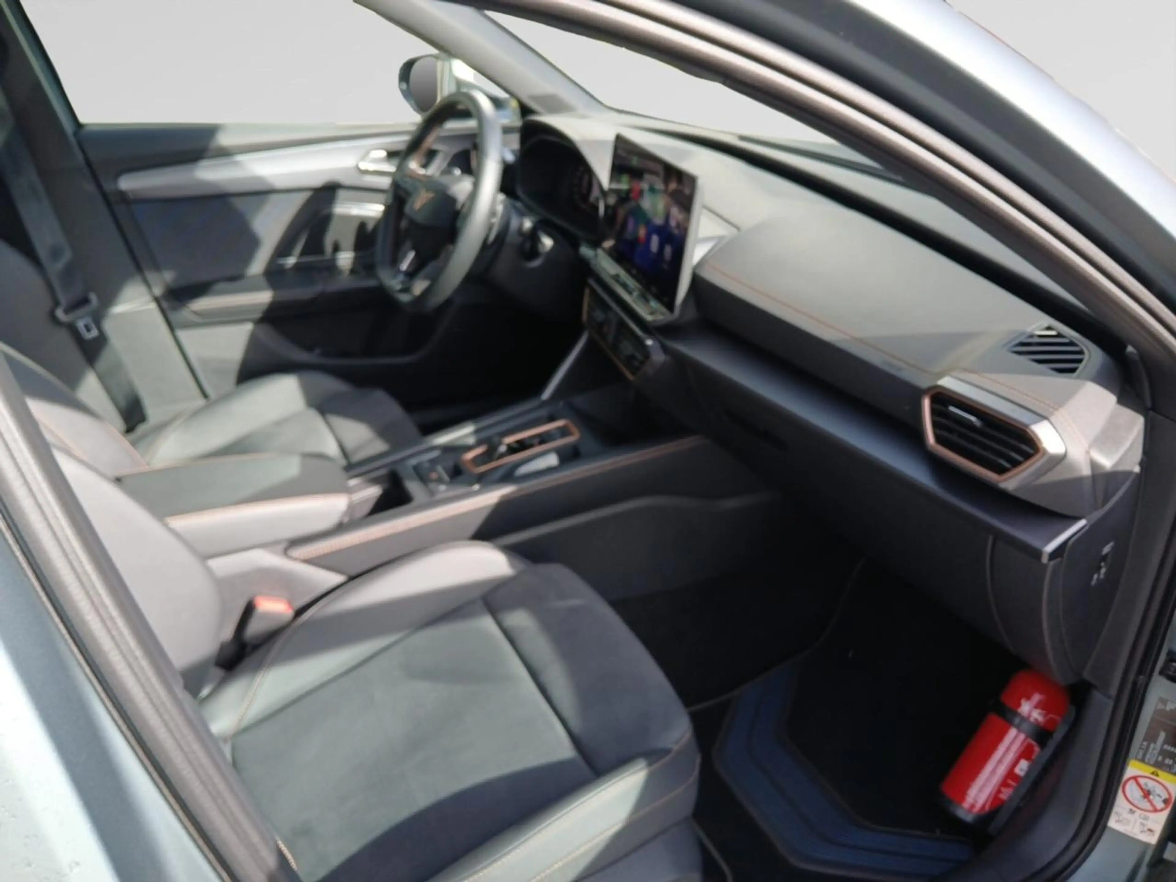 CUPRA Leon Leon e-Hybrid 1.5 VZ DSG (200 kW) — photo 17