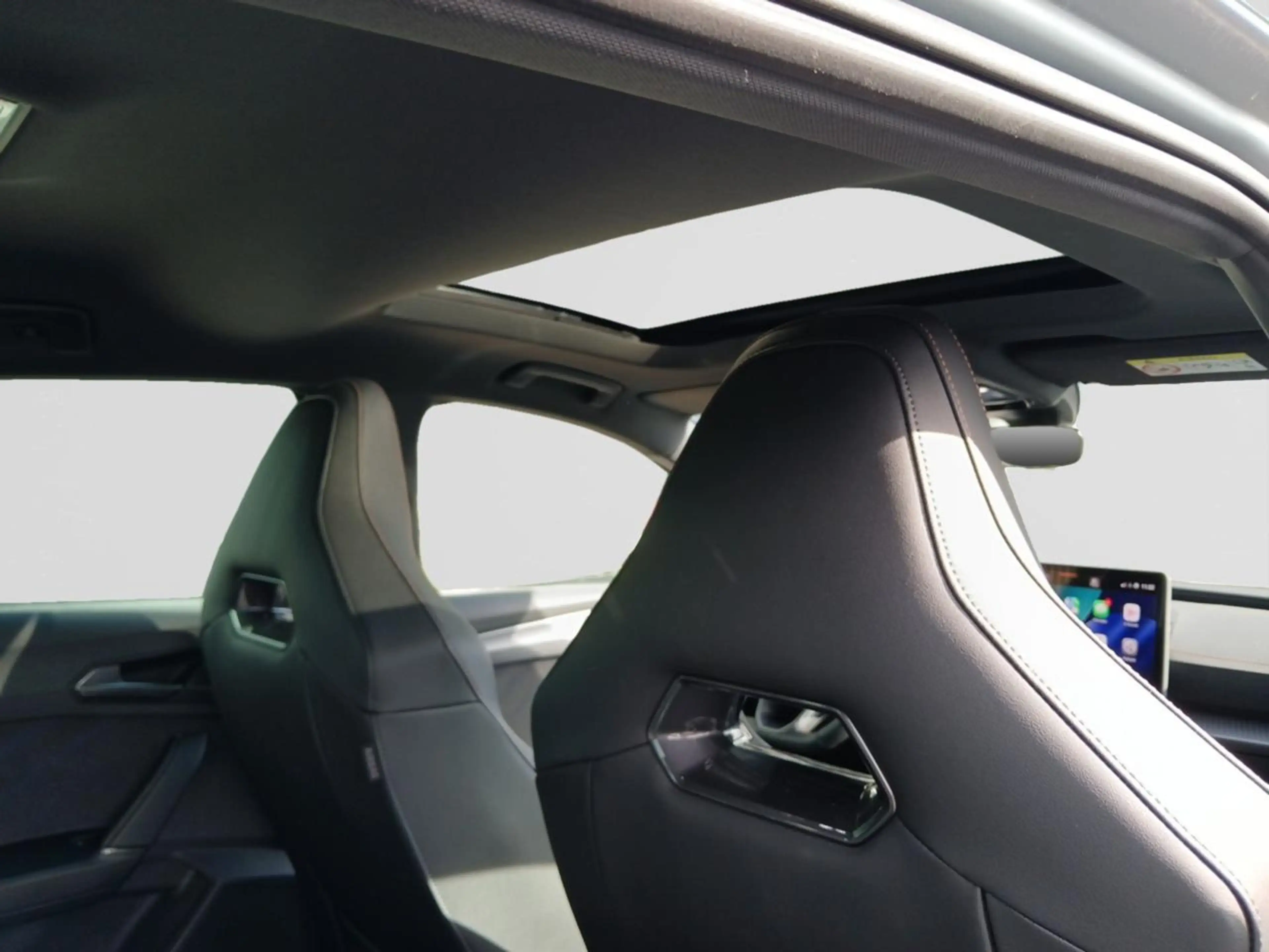 CUPRA Leon Leon e-Hybrid 1.5 VZ DSG (200 kW) — photo 6