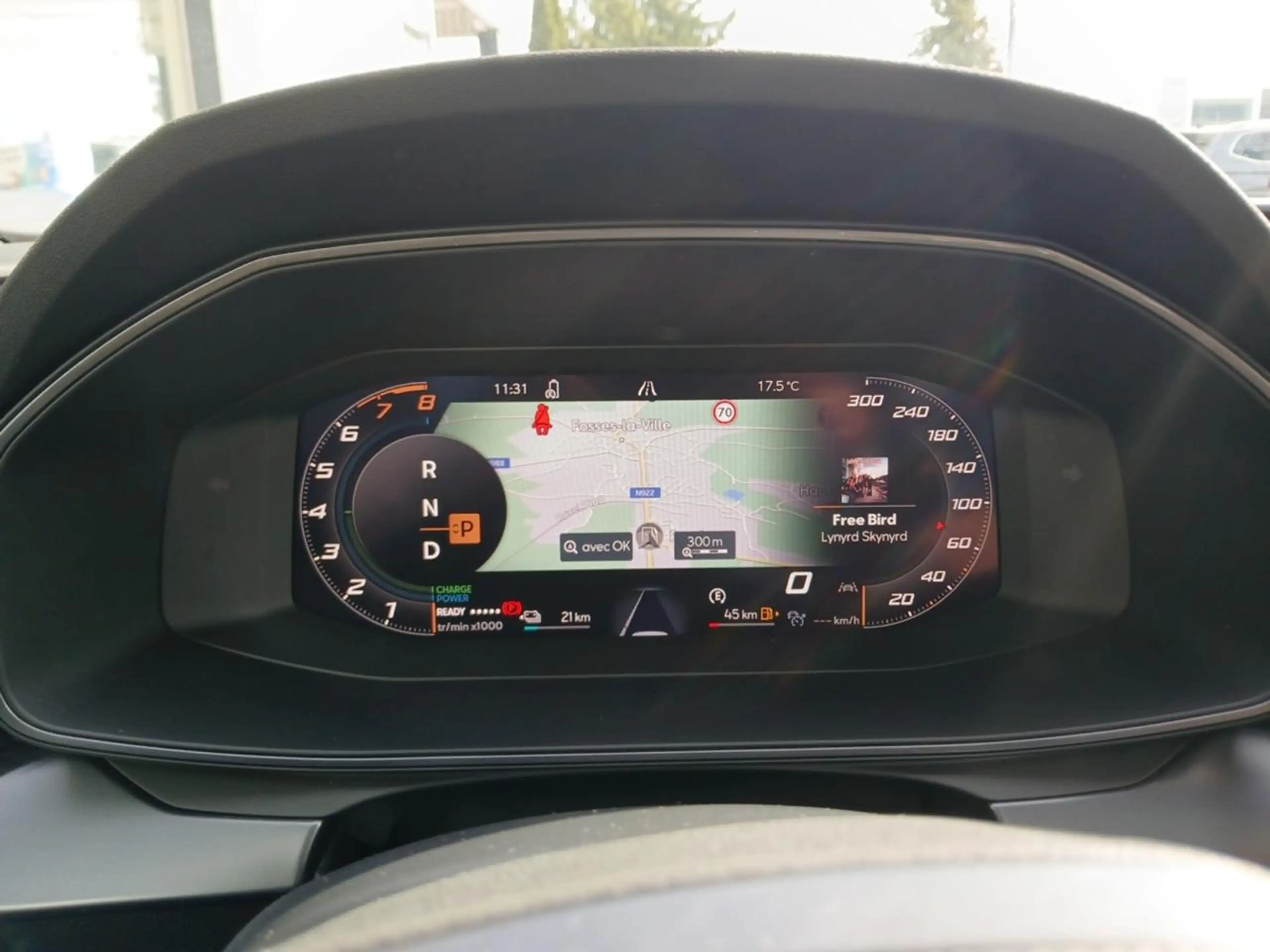 CUPRA Leon Leon e-Hybrid 1.5 VZ DSG (200 kW) — photo 13