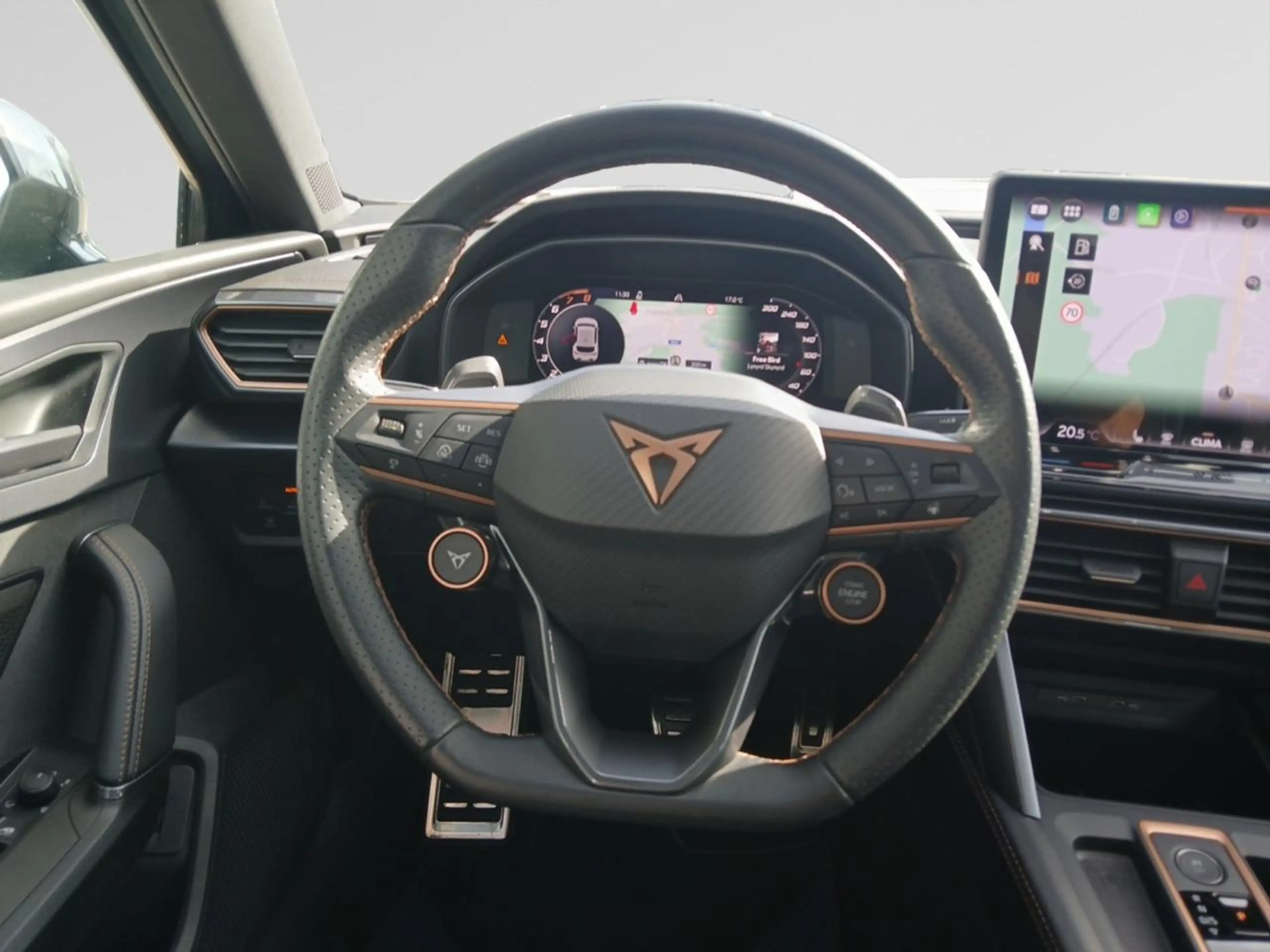 CUPRA Leon Leon e-Hybrid 1.5 VZ DSG (200 kW) — photo 11