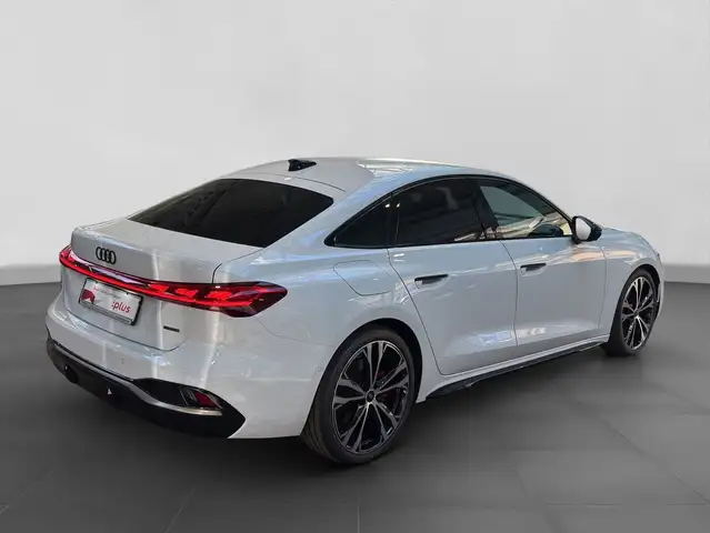 Audi A5 view 3