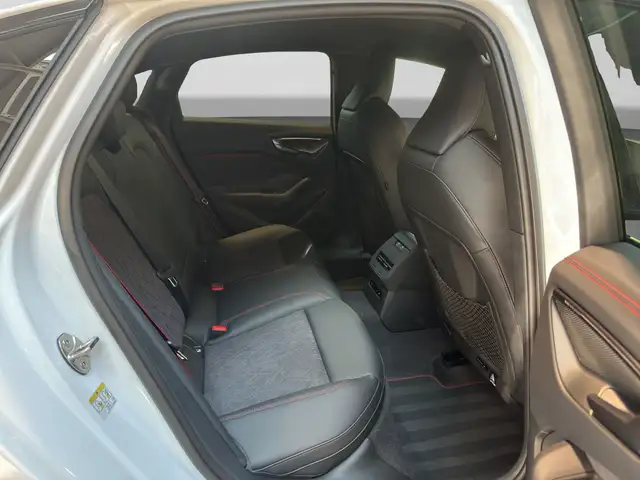 Audi A5 view 6