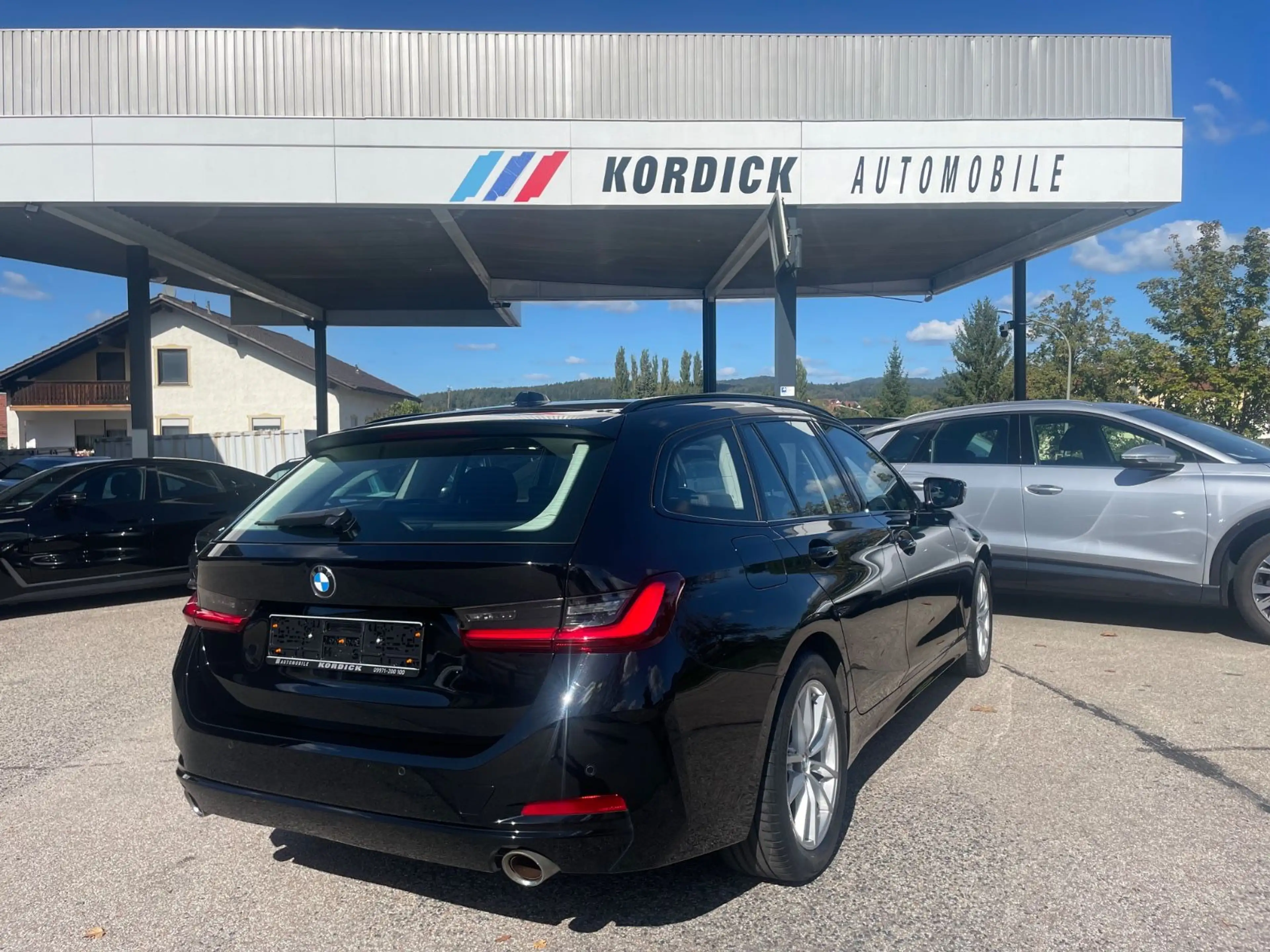 BMW 318 iA 2.0 TOURING G21LCI/LC+/LED/SHZ — photo 4