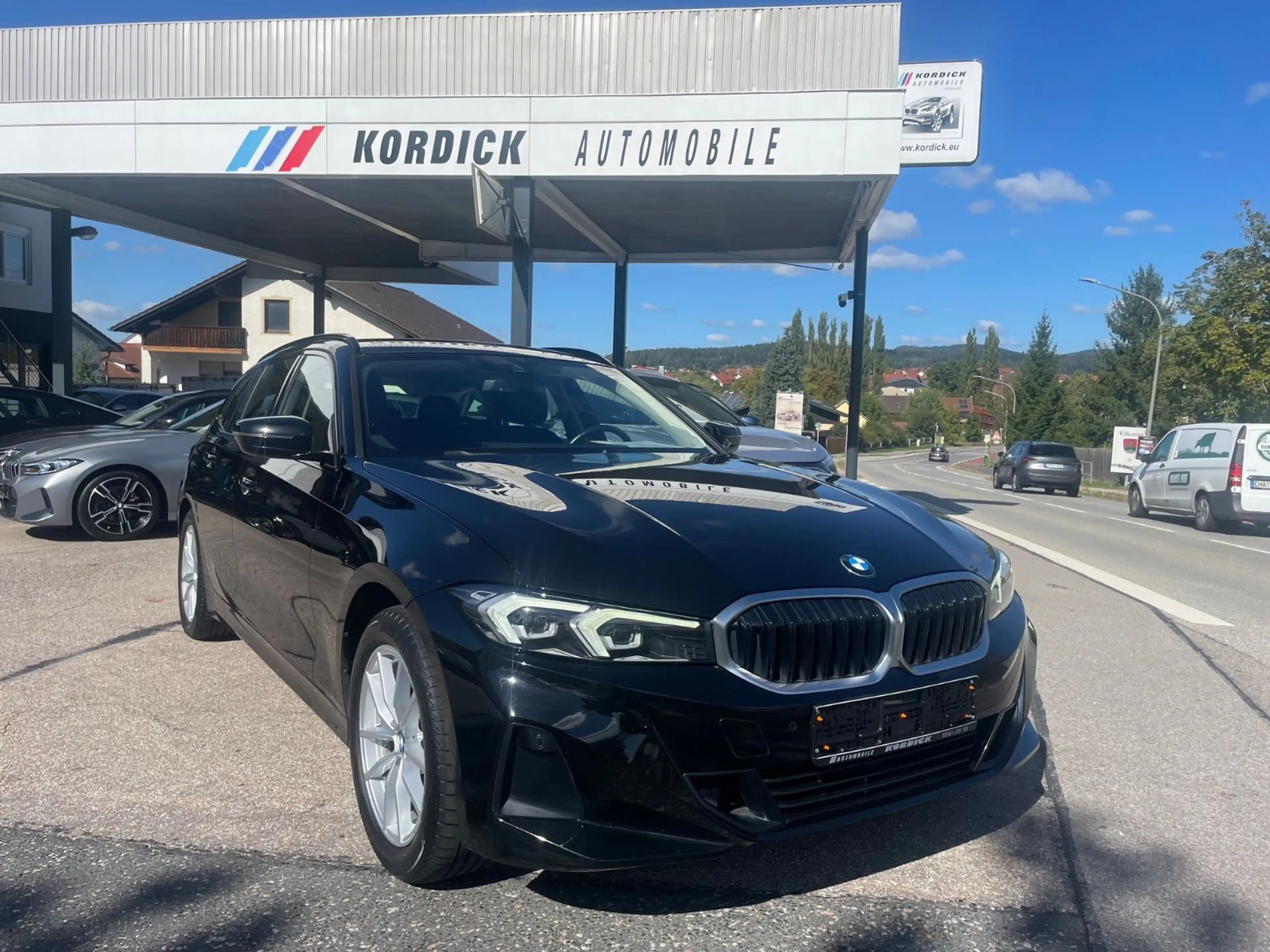 BMW 318 iA 2.0 TOURING G21LCI/LC+/LED/SHZ