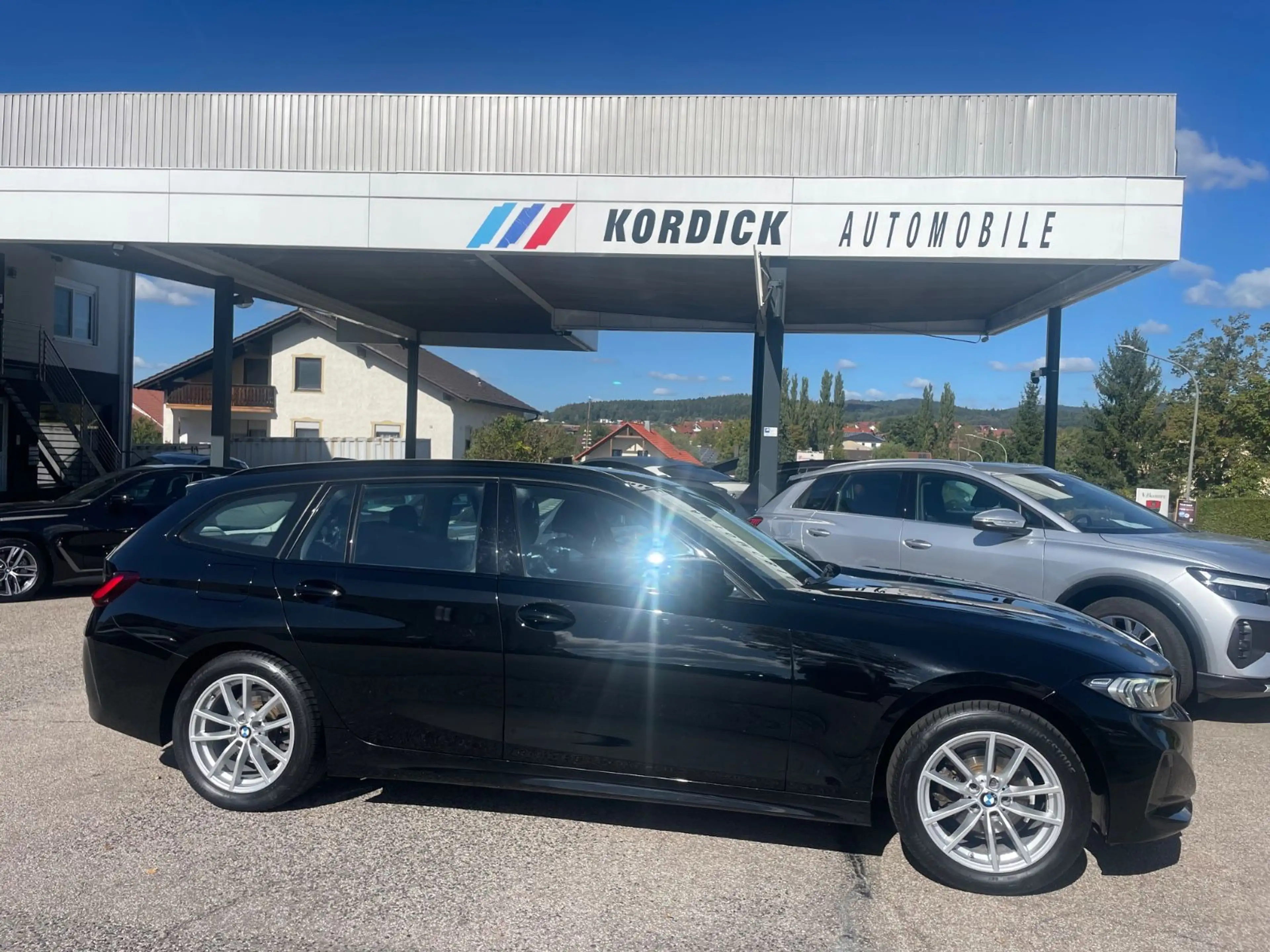 BMW 318 iA 2.0 TOURING G21LCI/LC+/LED/SHZ — photo 2