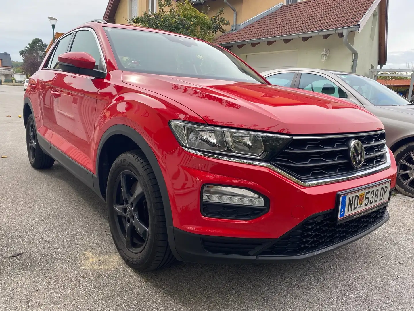 Volkswagen T-Roc T-Roc 1,0 TSI Rot - 1