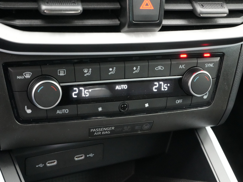 SEAT Arona Style ACC NAVI KAM SHZ LED — photo 10