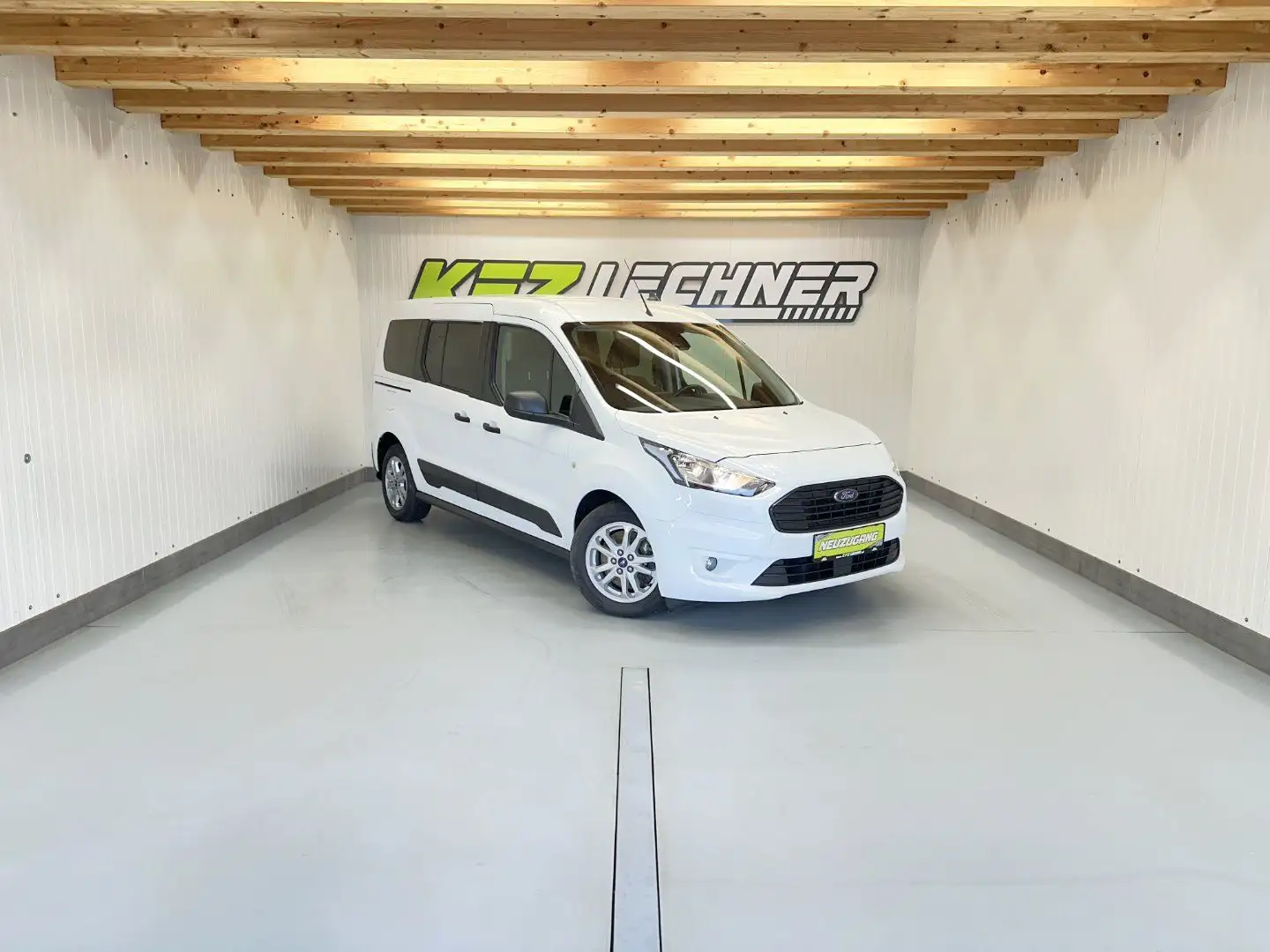 Ford Grand Tourneo Tourneo Connect 1.5 EcoBl. "AHK*SITZH*NAVI" Weiß - 1