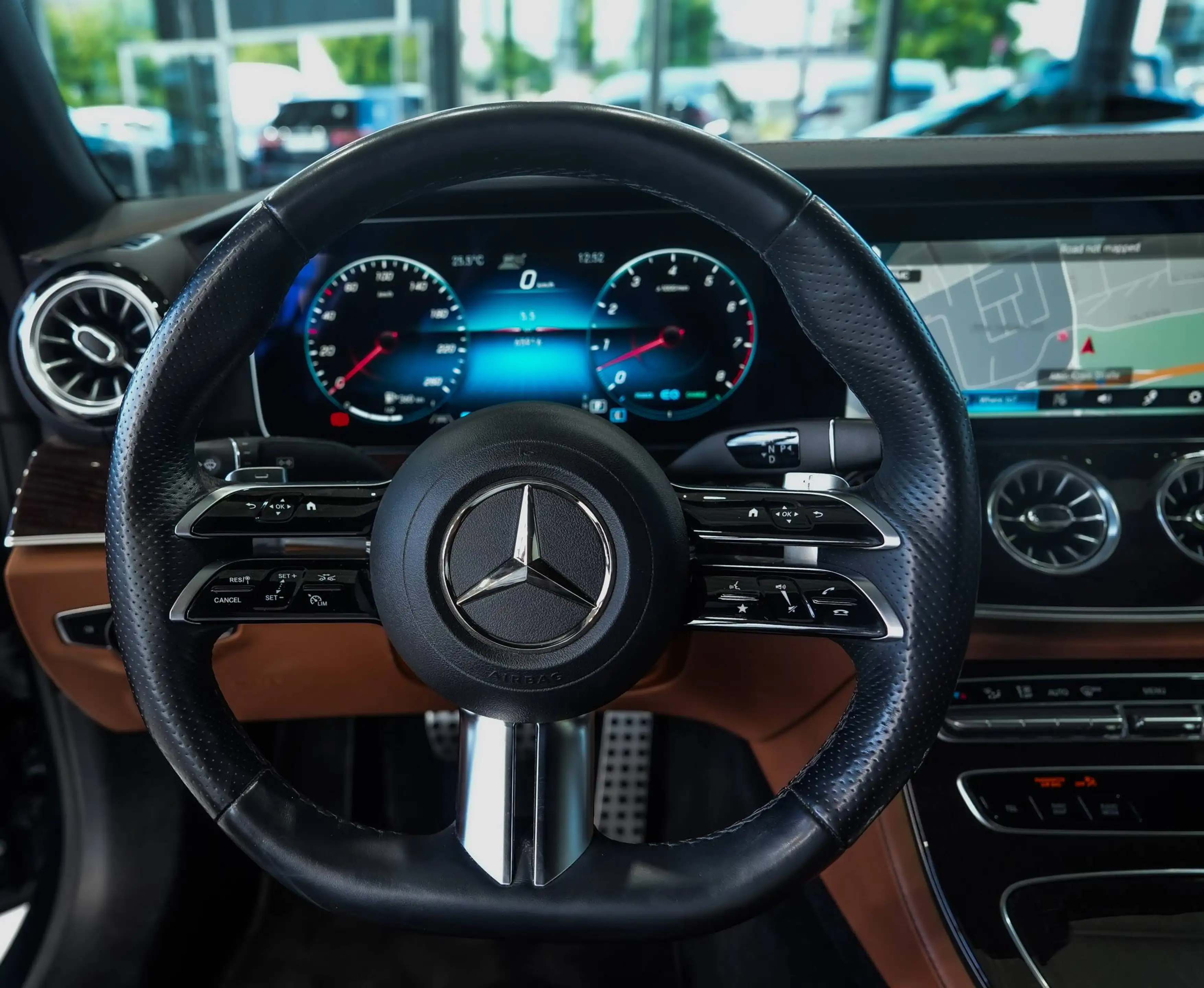 Mercedes-Benz E 450 Cabrio 4Matic*AMG-LINE*BURM*1.HAND*HEAD-UP — photo 10