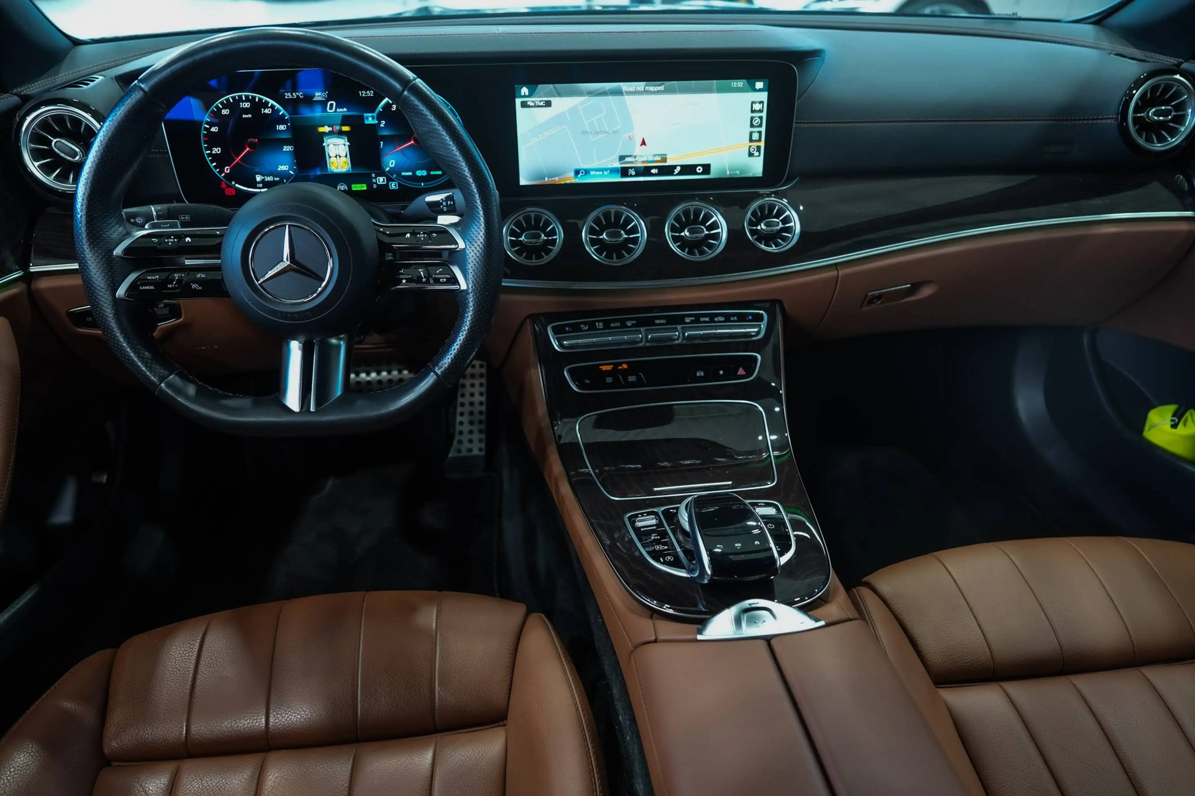 Mercedes-Benz E 450 Cabrio 4Matic*AMG-LINE*BURM*1.HAND*HEAD-UP — photo 9