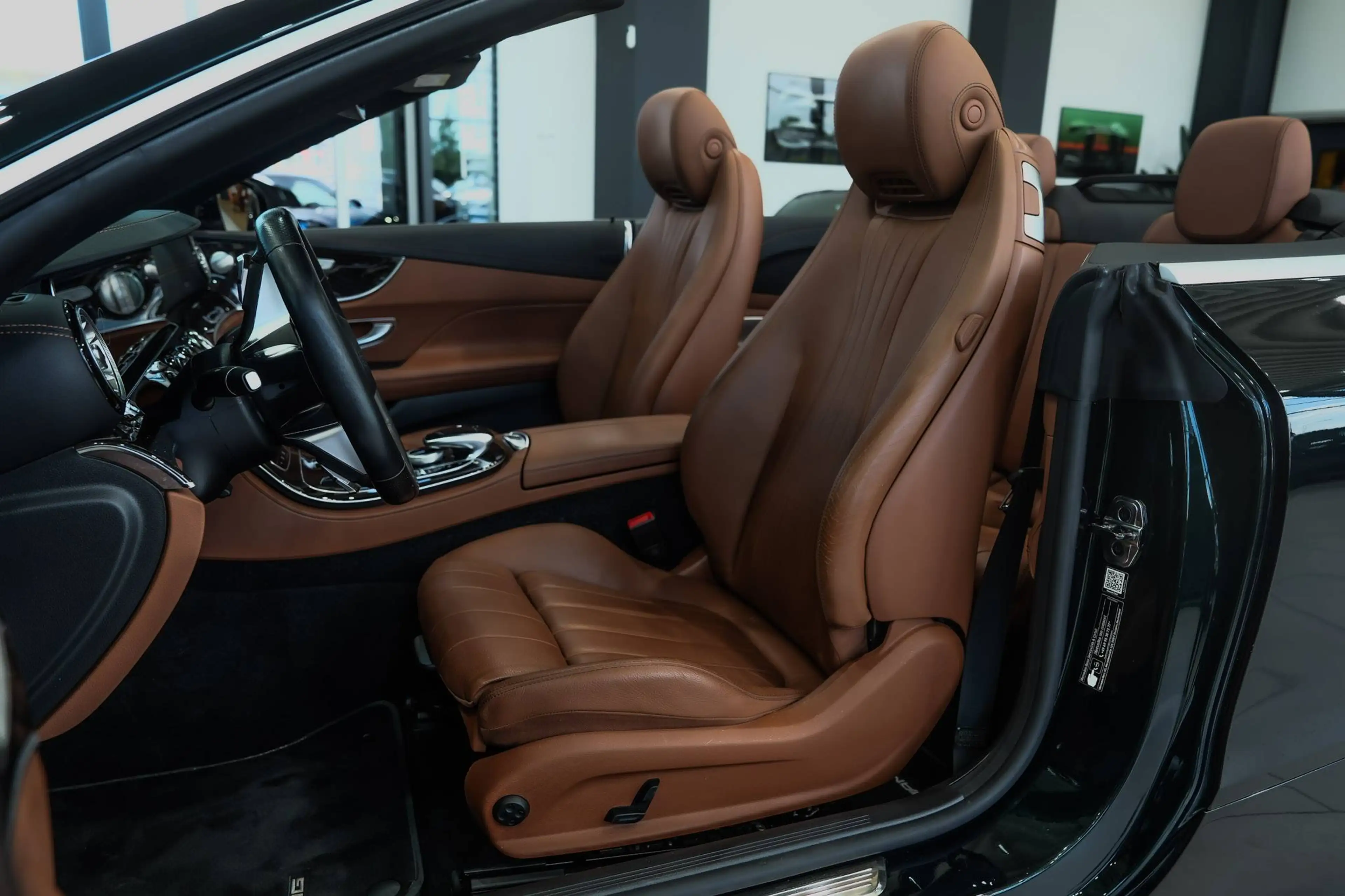 Mercedes-Benz E 450 Cabrio 4Matic*AMG-LINE*BURM*1.HAND*HEAD-UP — photo 8