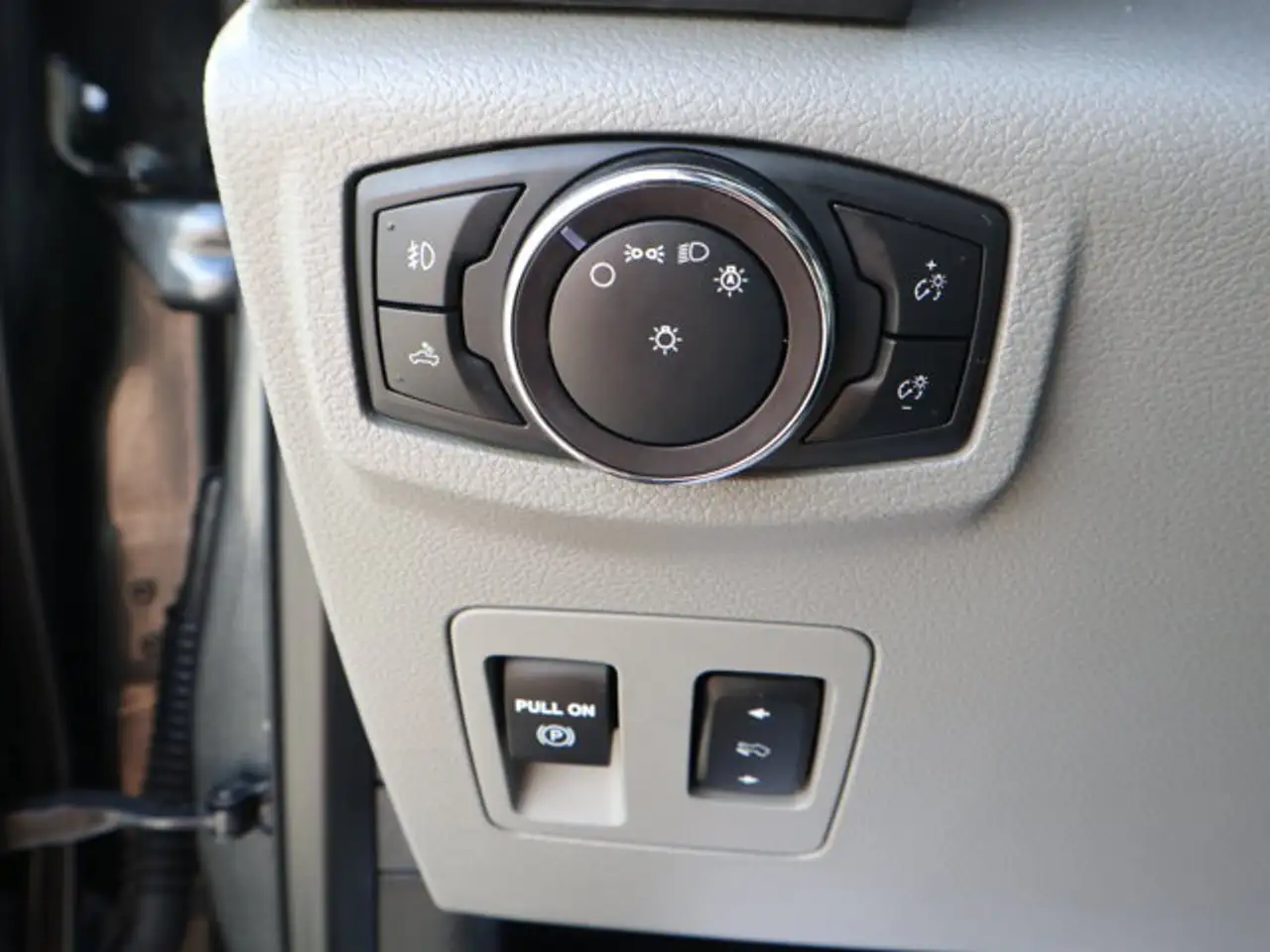 Ford F 150 снимка Ford F 150