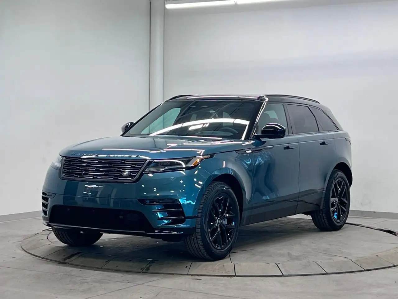 2026 Land Rover Range Rover Velar