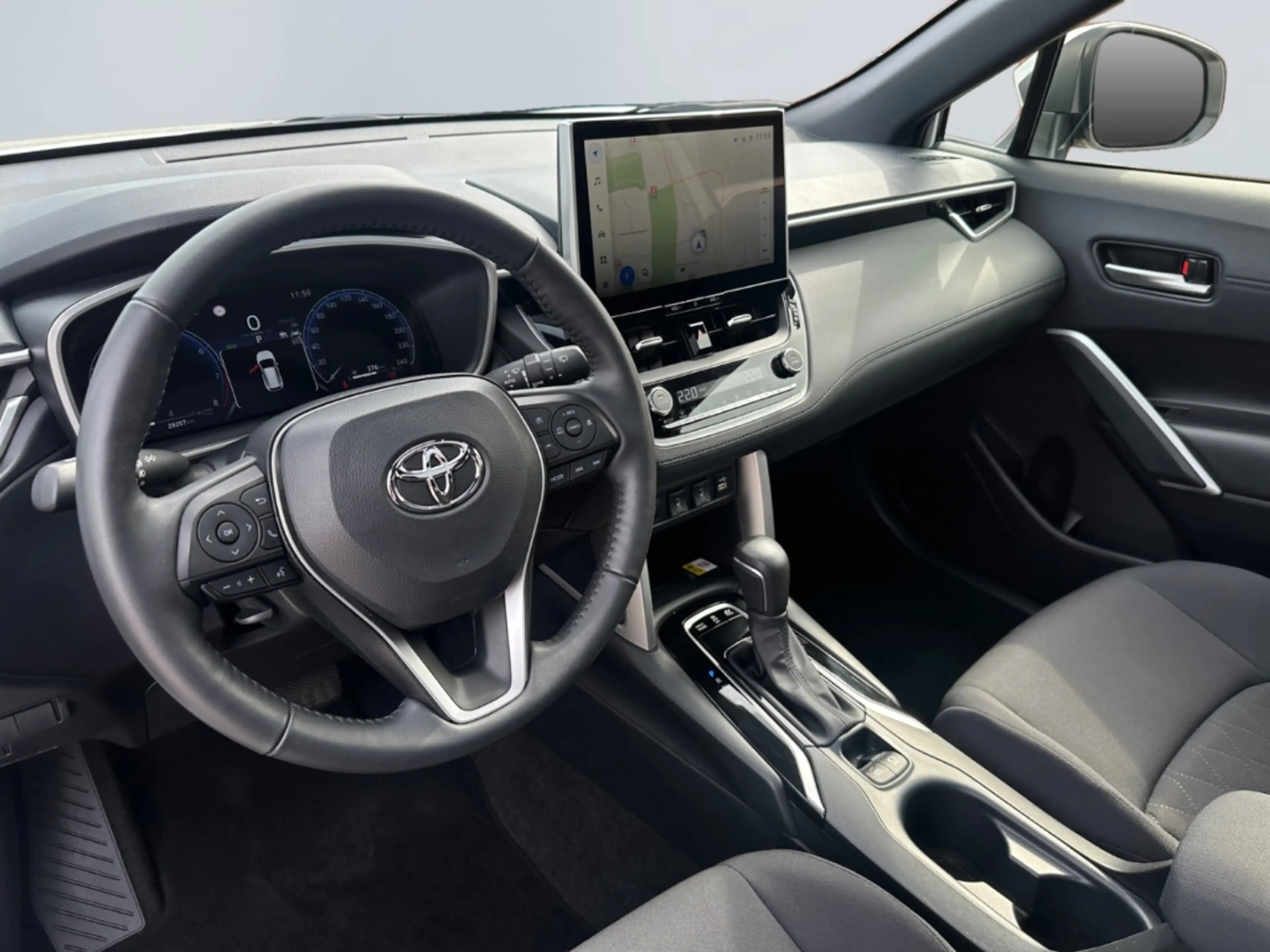 Toyota Corolla Cross 2.0 Hybrid AWD Team D *Premium-Paket* — photo 9