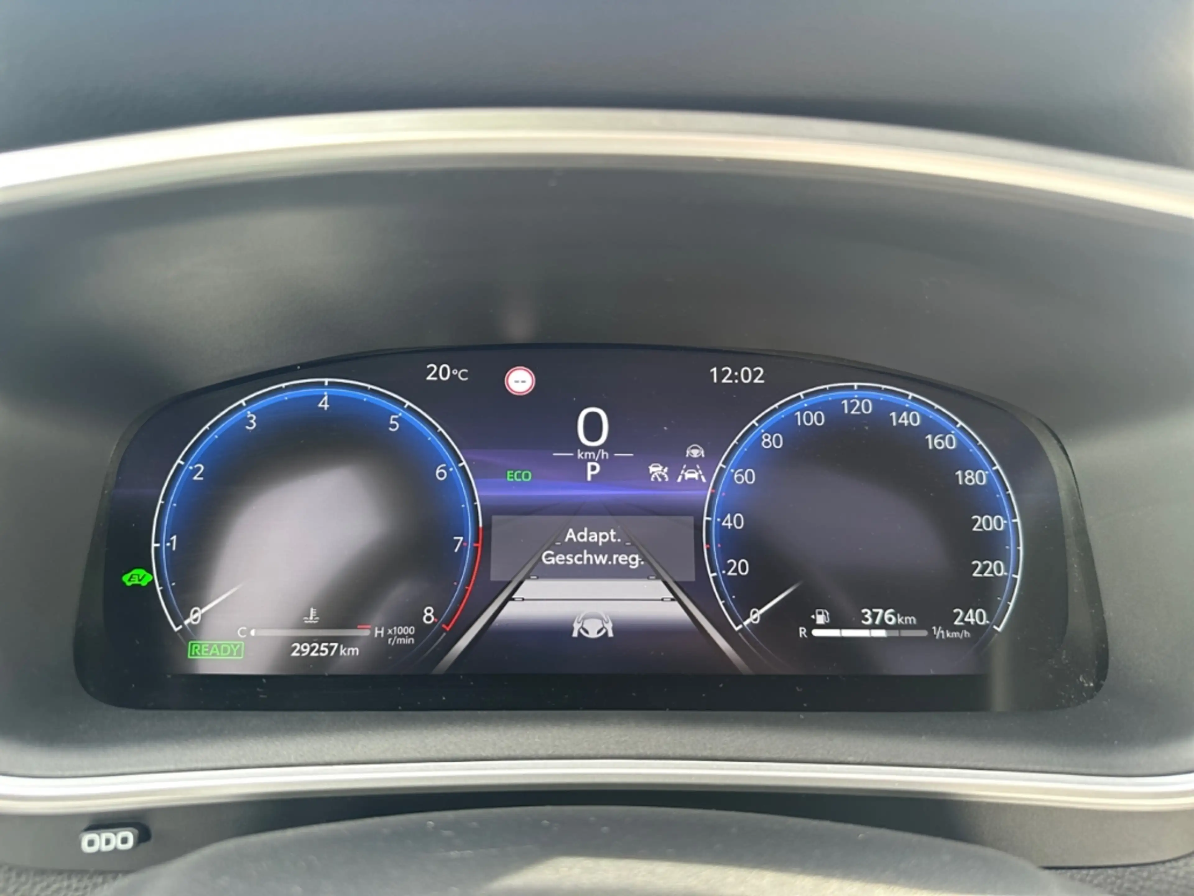 Toyota Corolla Cross 2.0 Hybrid AWD Team D *Premium-Paket* — photo 14