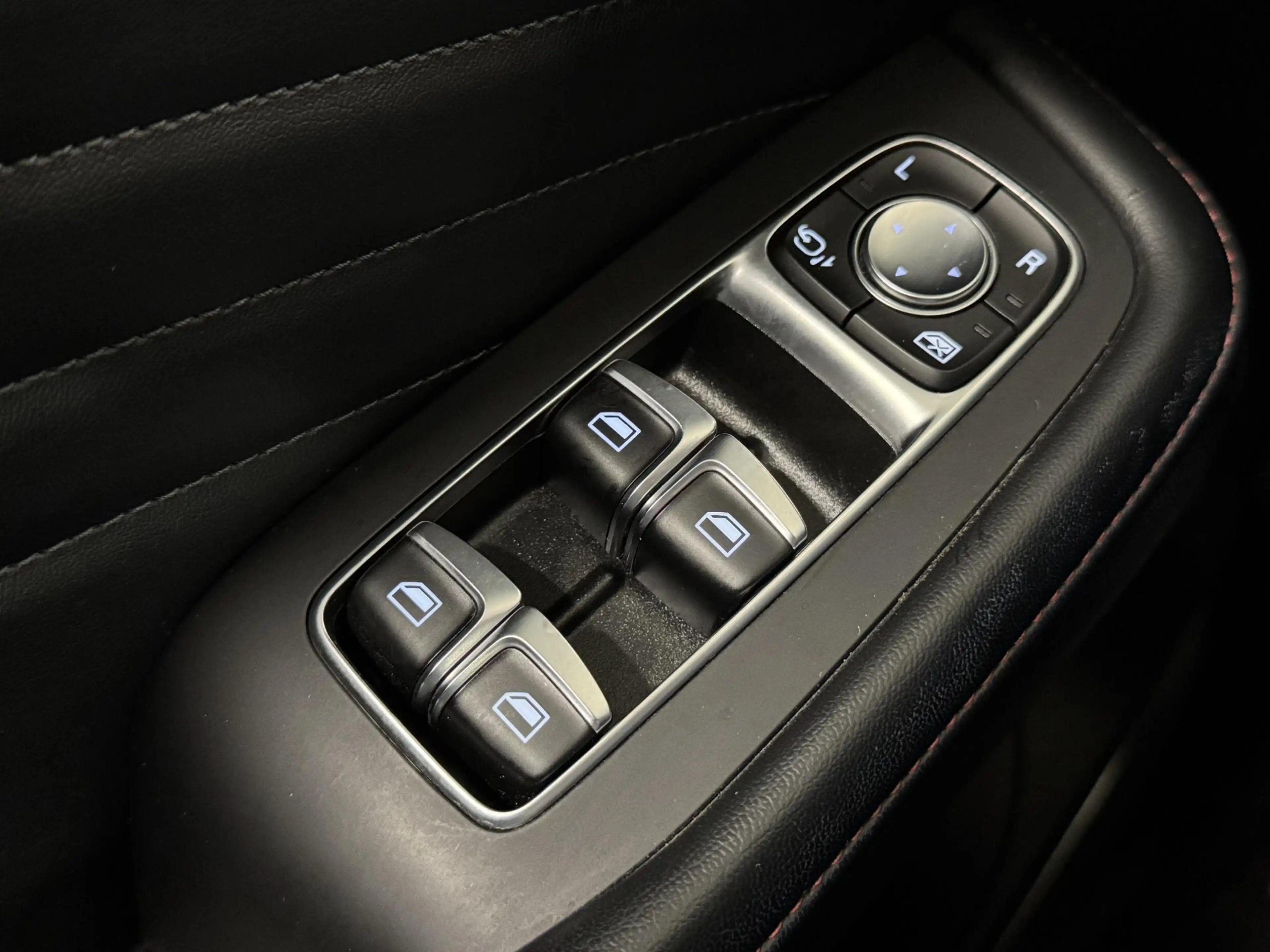 MG EHS 1.5 TGDI Luxury | Automaat | 360 Camera | Navi | C — photo 13