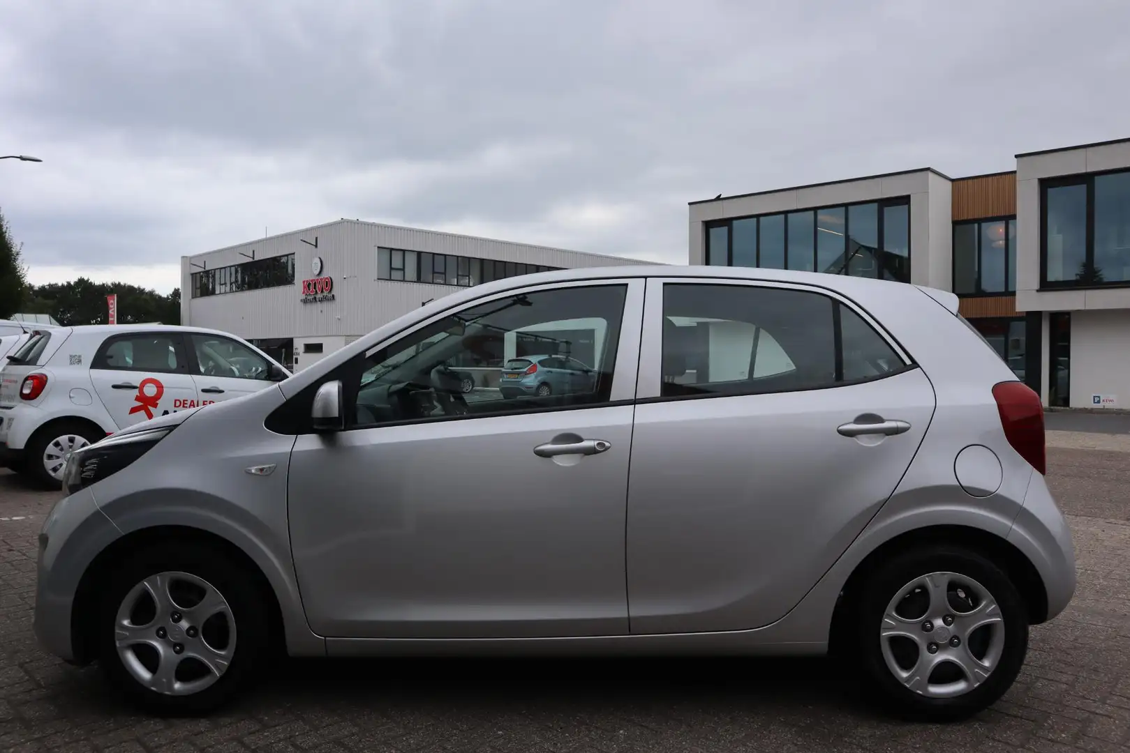 Kia Picanto 1.0 CVVT EconomyPlusLine AIRCO|BLUETOOTH|MOOIE AUT Grijs - 2