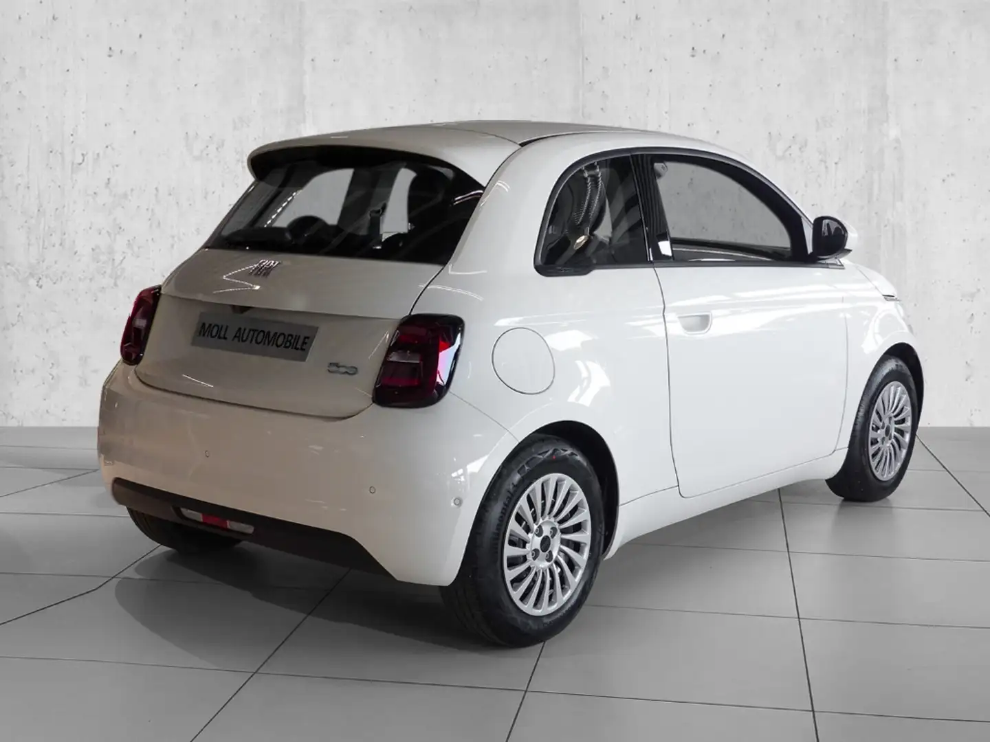 Fiat 500e Komfort-Paket Tech-Paket Navi Soundsystem JBL CarP Weiß - 2