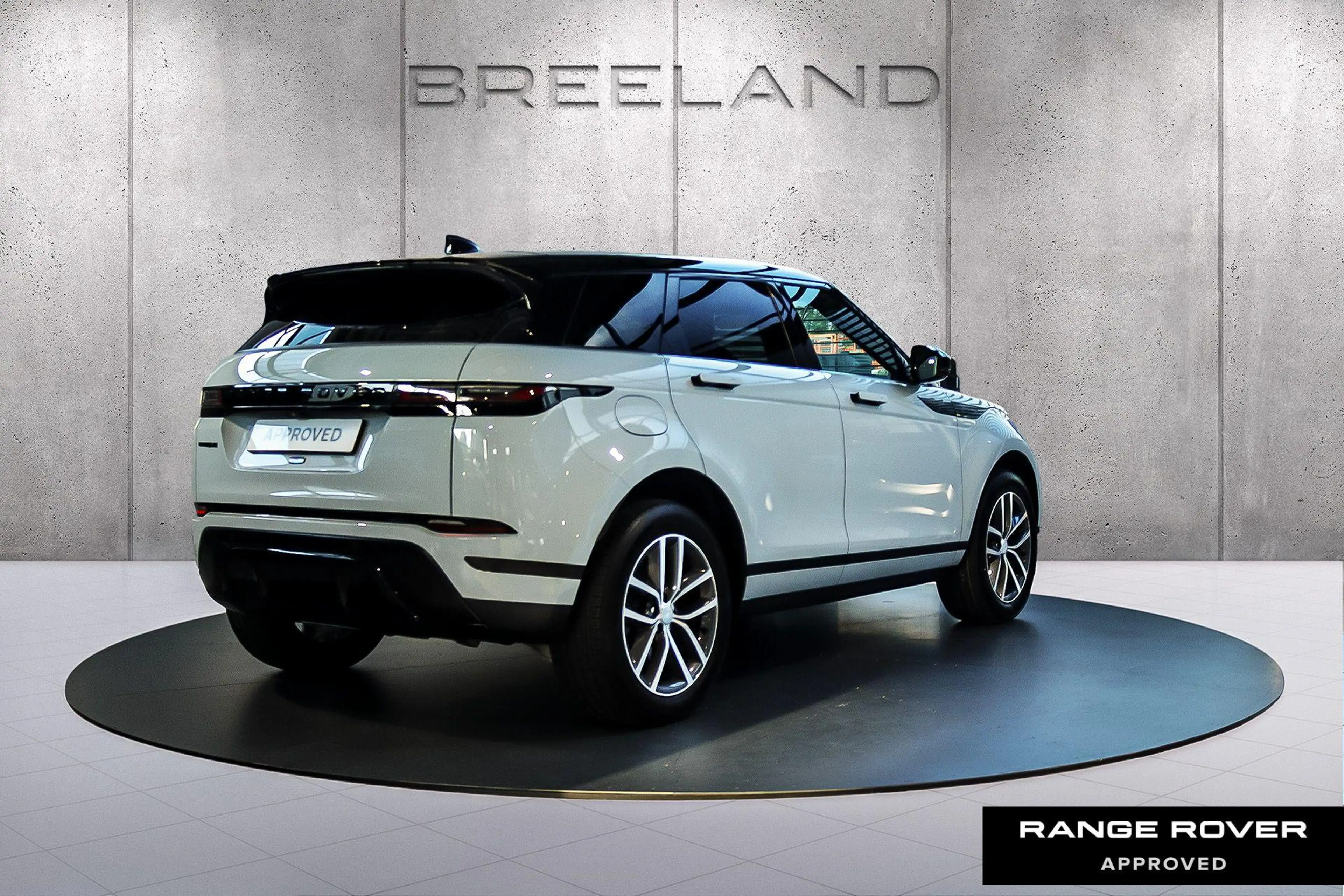 Land Rover Range Rover Evoque P270e AWD S EDITION — photo 2
