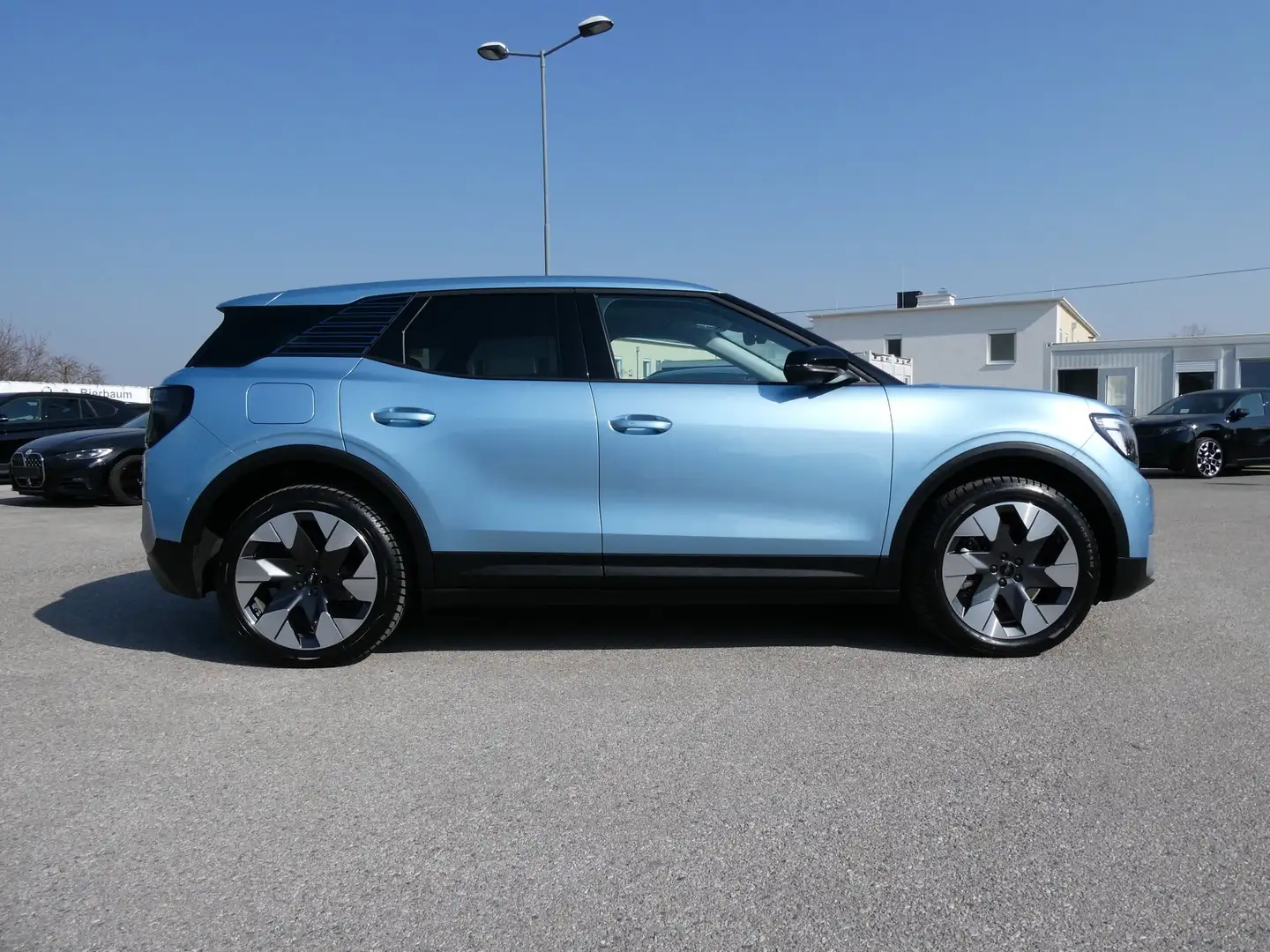 Ford Explorer Elektro Dual Motor 79 Blau - 2