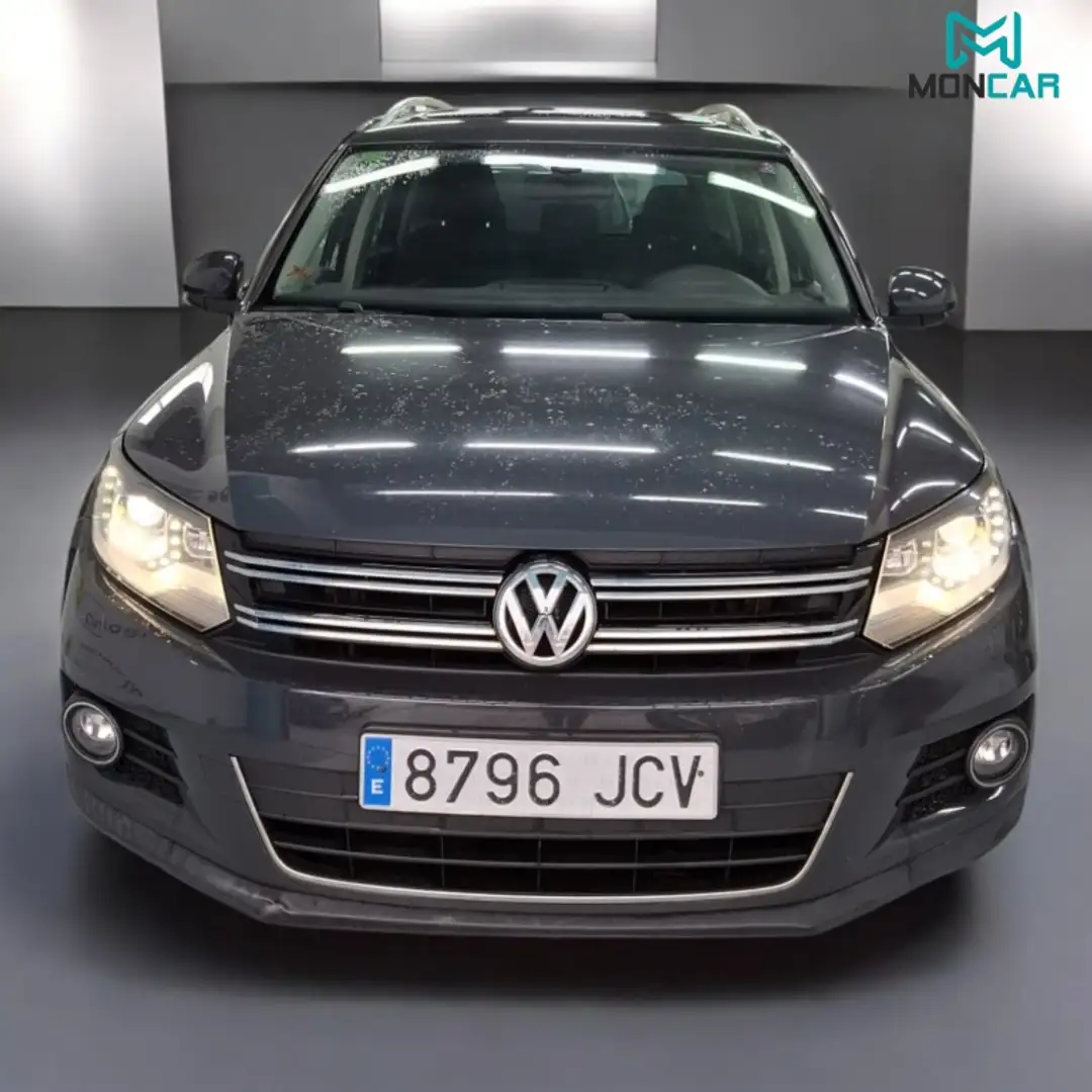 Volkswagen Tiguan 2.0TDI BMT T1 4x2 140 Gris - 2
