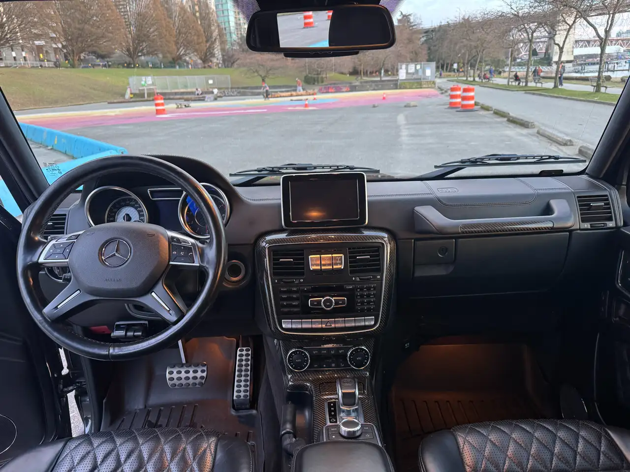 Mercedes-Benz G-Class снимка Mercedes-Benz G-Class