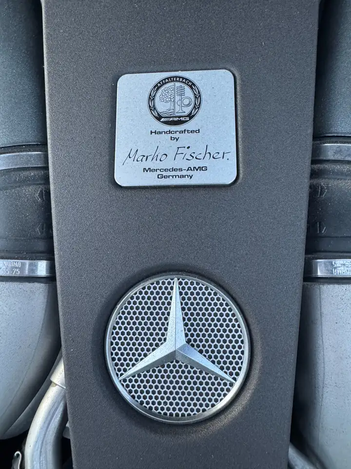 Mercedes-Benz G-Class снимка Mercedes-Benz G-Class