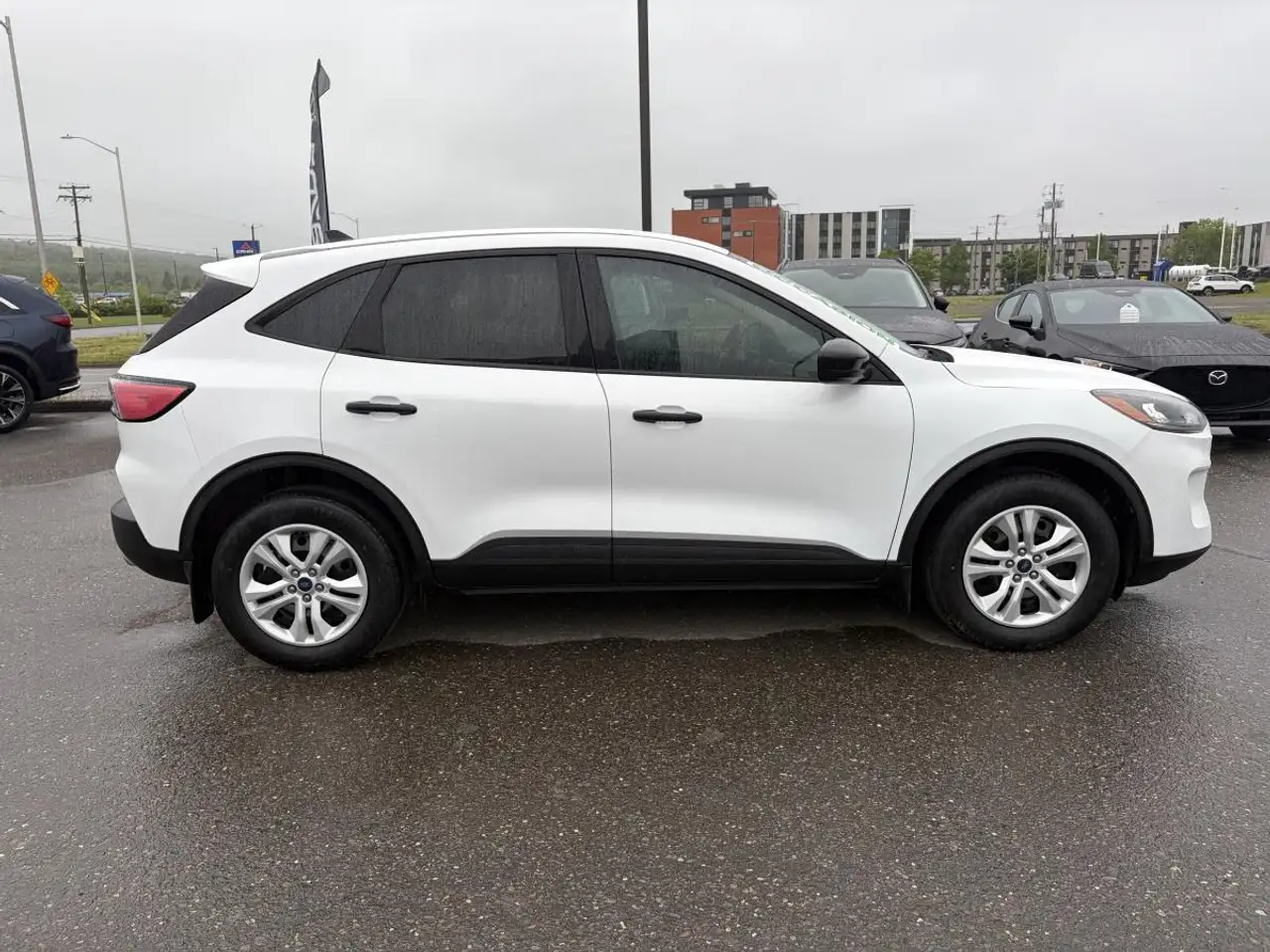 Ford Escape снимка Ford Escape