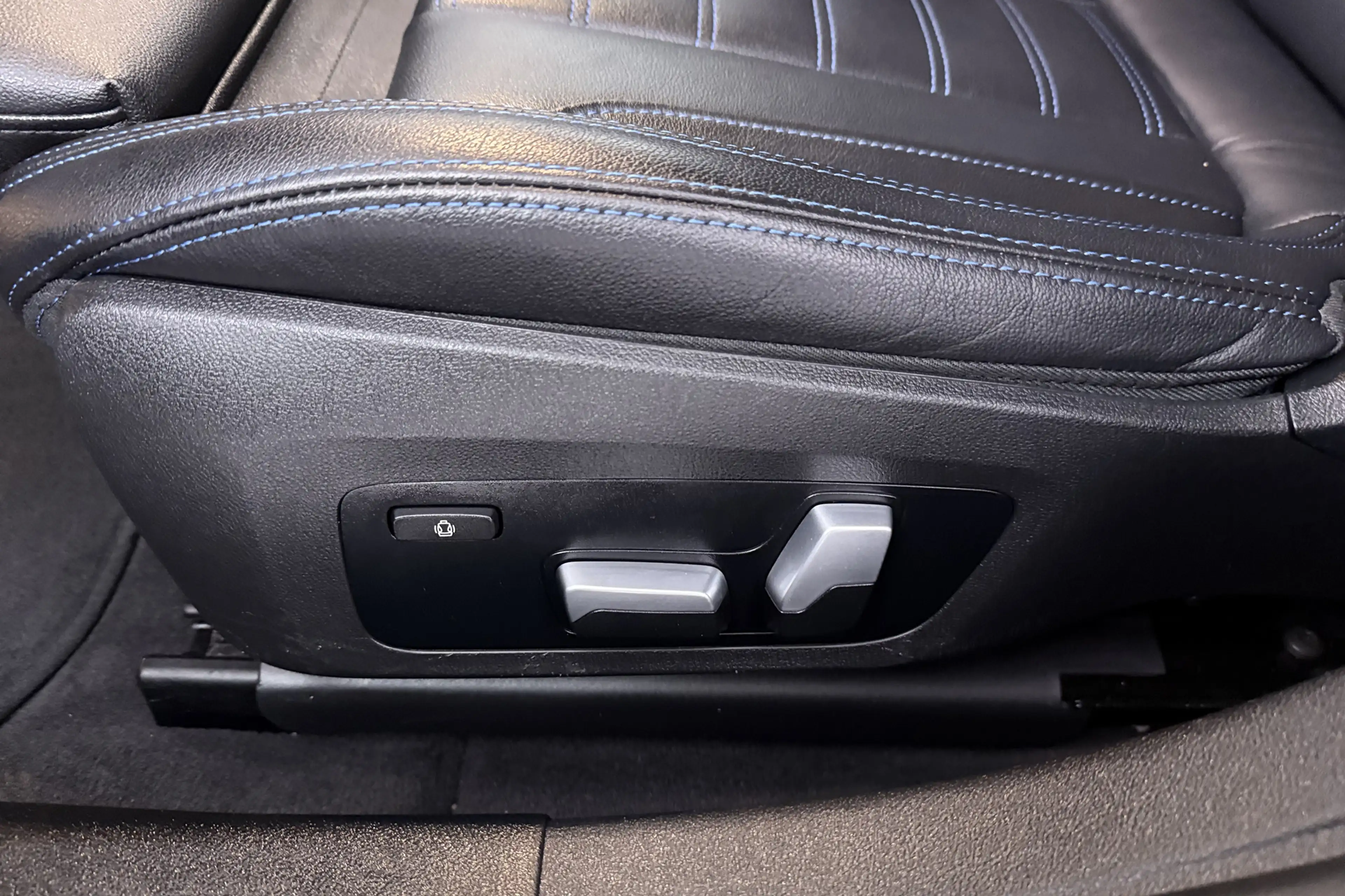 BMW i4 M50 High Executive 84 kWh (STOELVERWARMING, H/K AU — photo 6