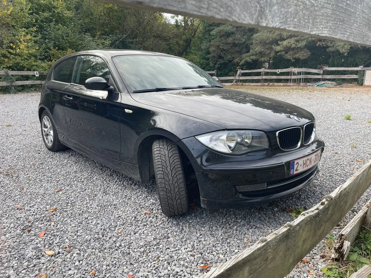 BMW 118 118i Zwart - 1