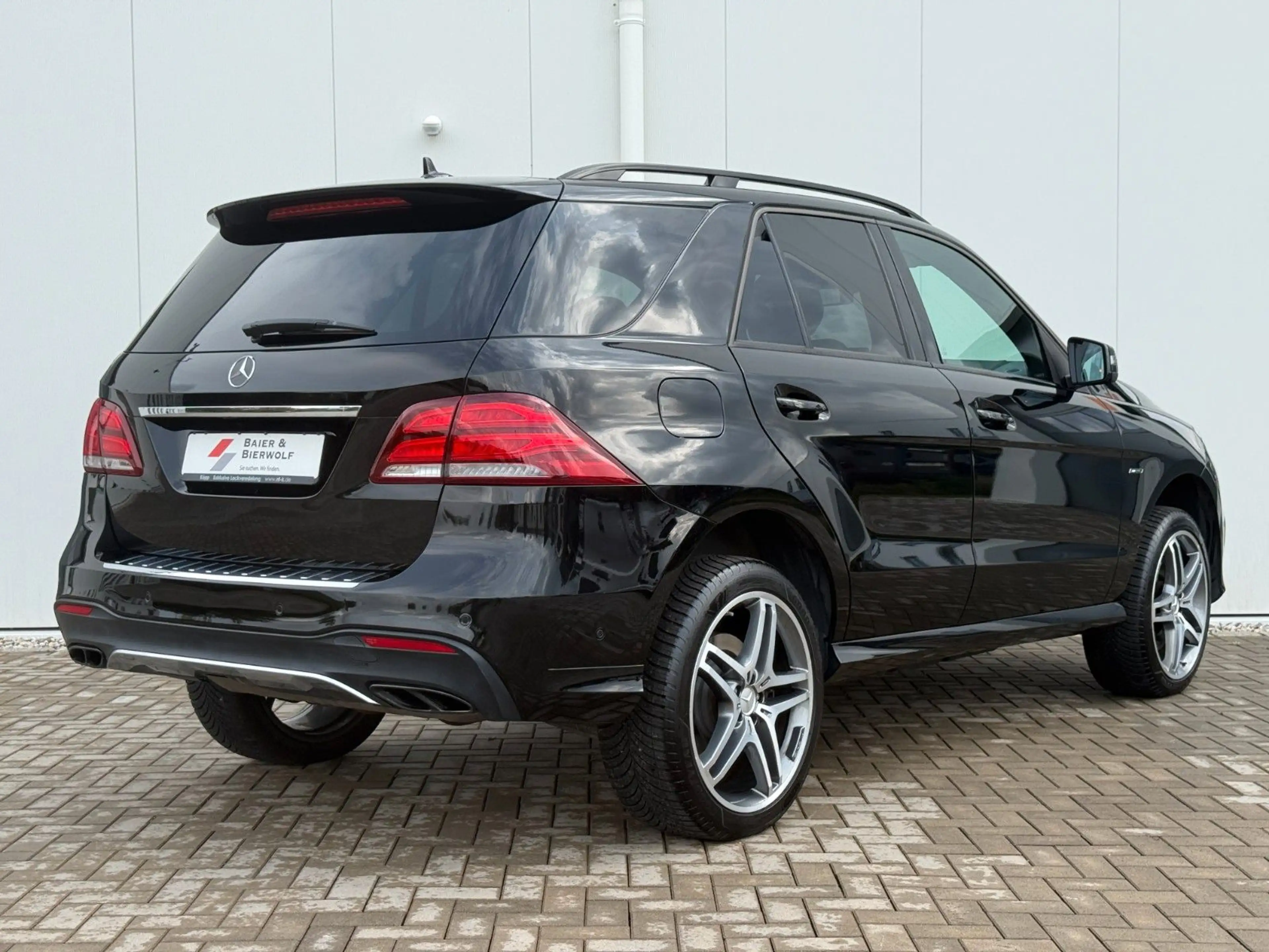 Mercedes-Benz GLE 43 AMG 450 AMG 4Matic AHK PANO LUFT VOLL TOP — photo 4