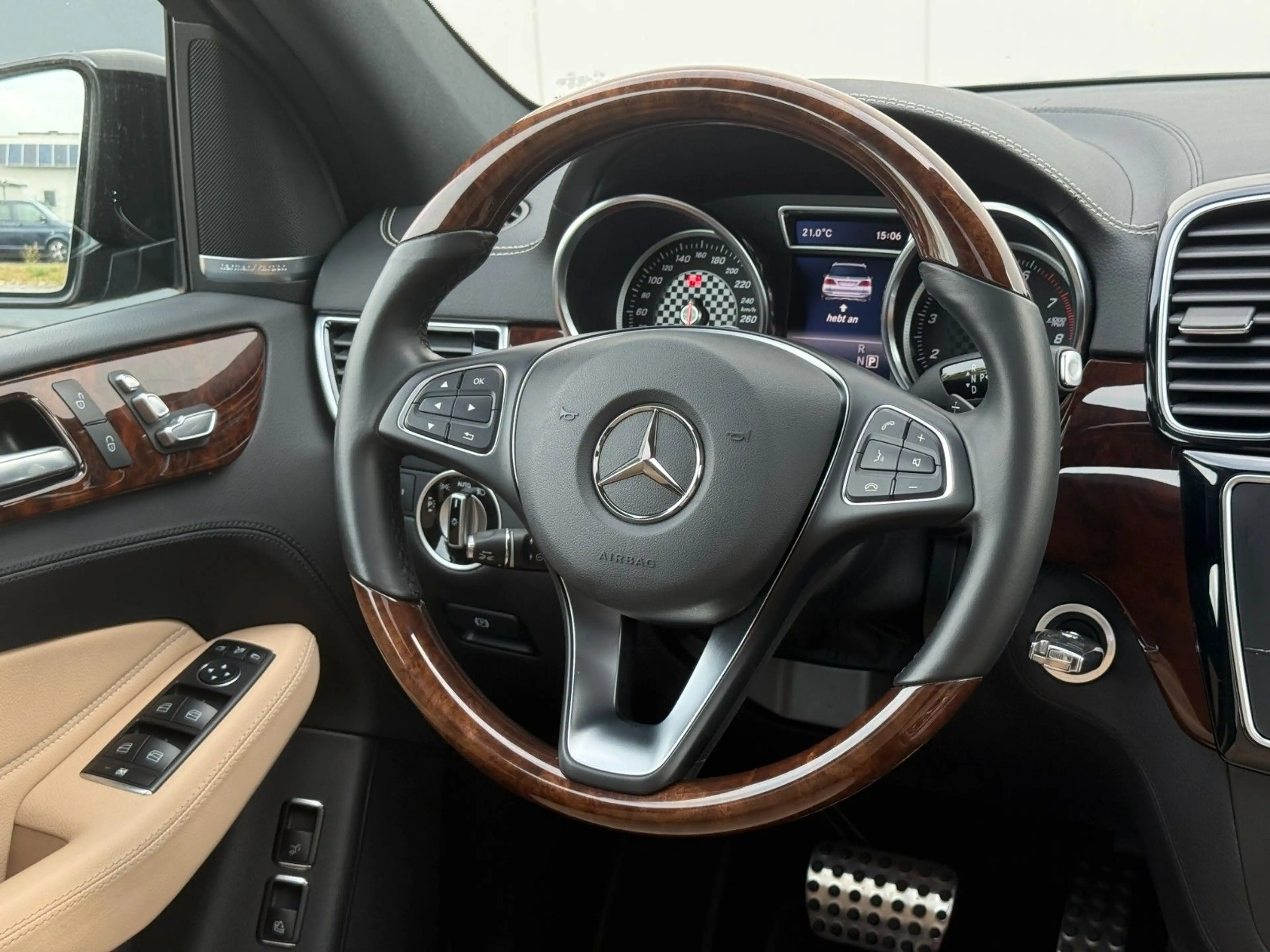 Mercedes-Benz GLE 43 AMG 450 AMG 4Matic AHK PANO LUFT VOLL TOP — photo 12